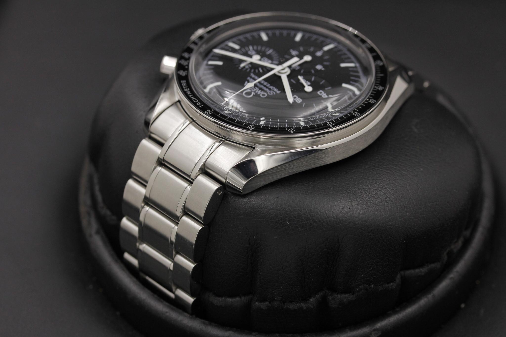 Watch Image 5