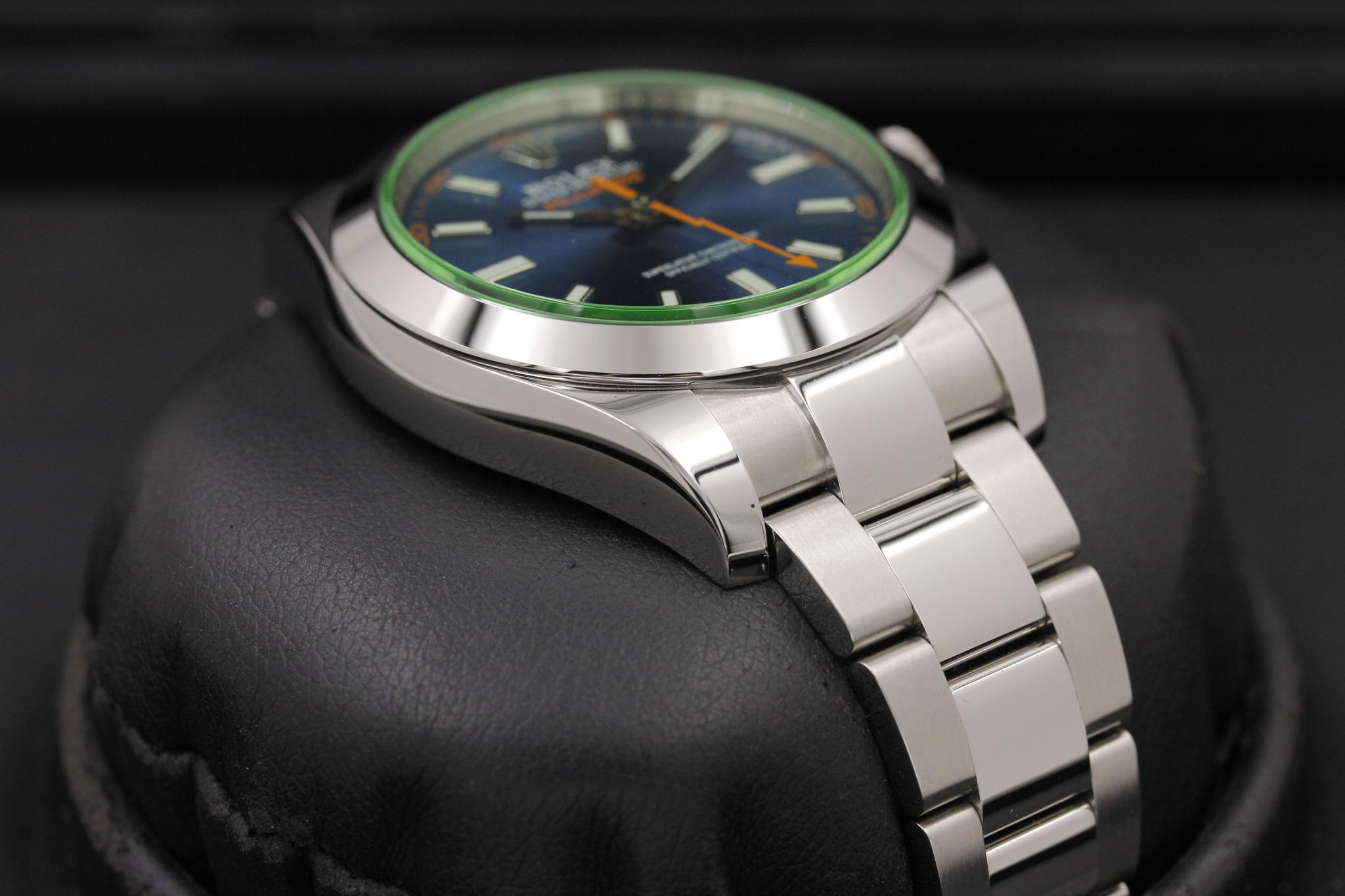 Watch Image 6