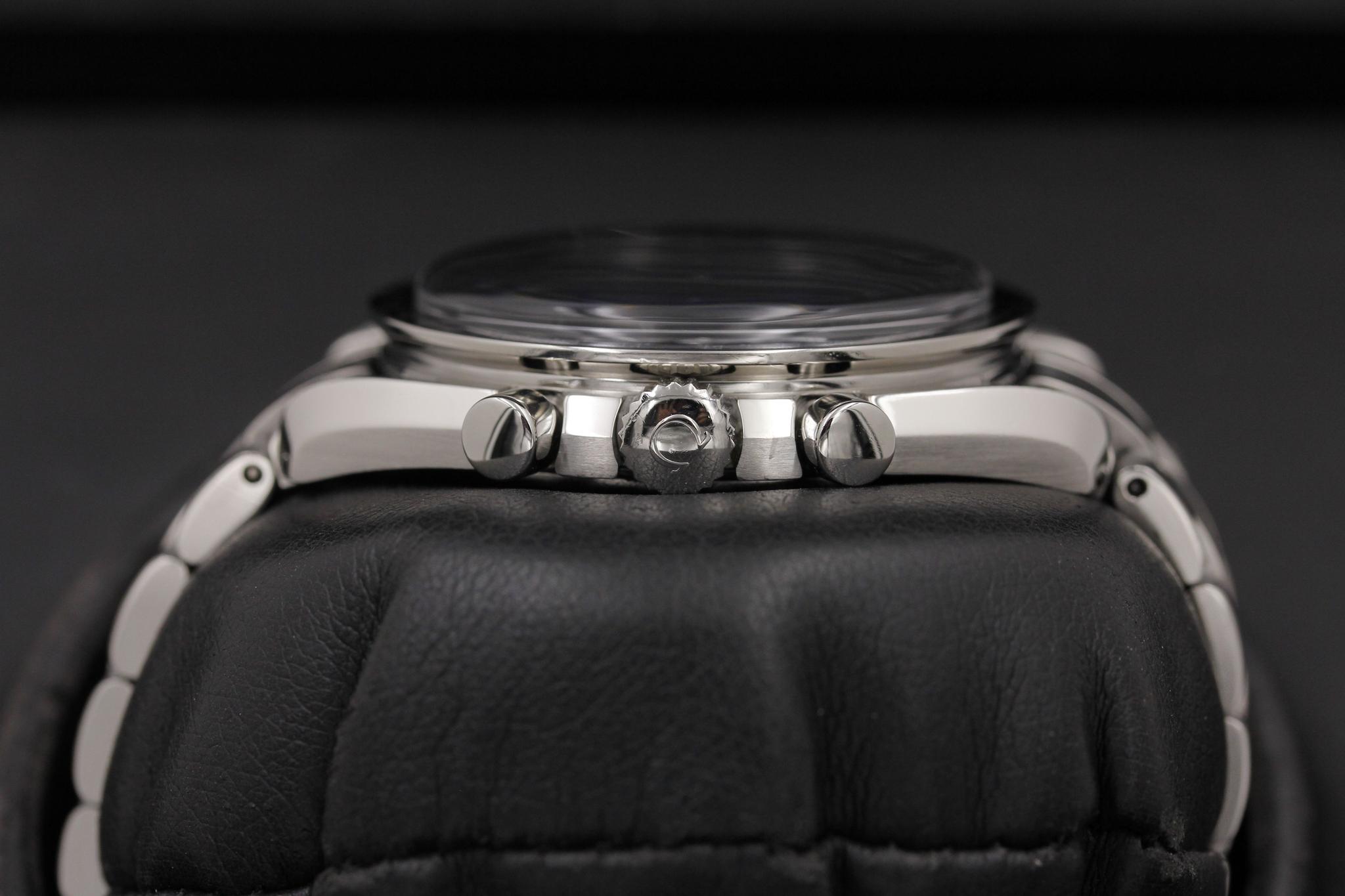Watch Image 3