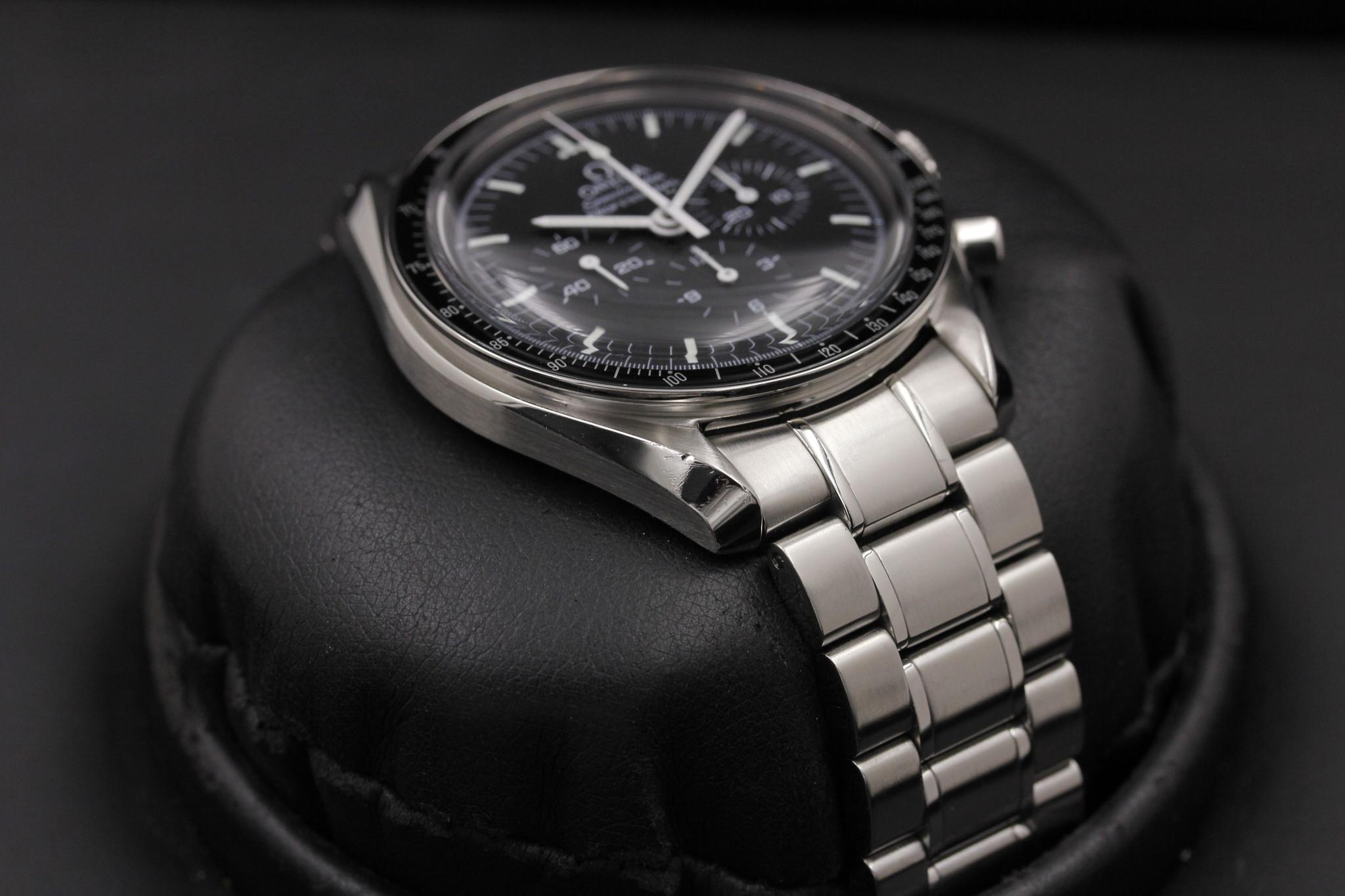 Watch Image 6