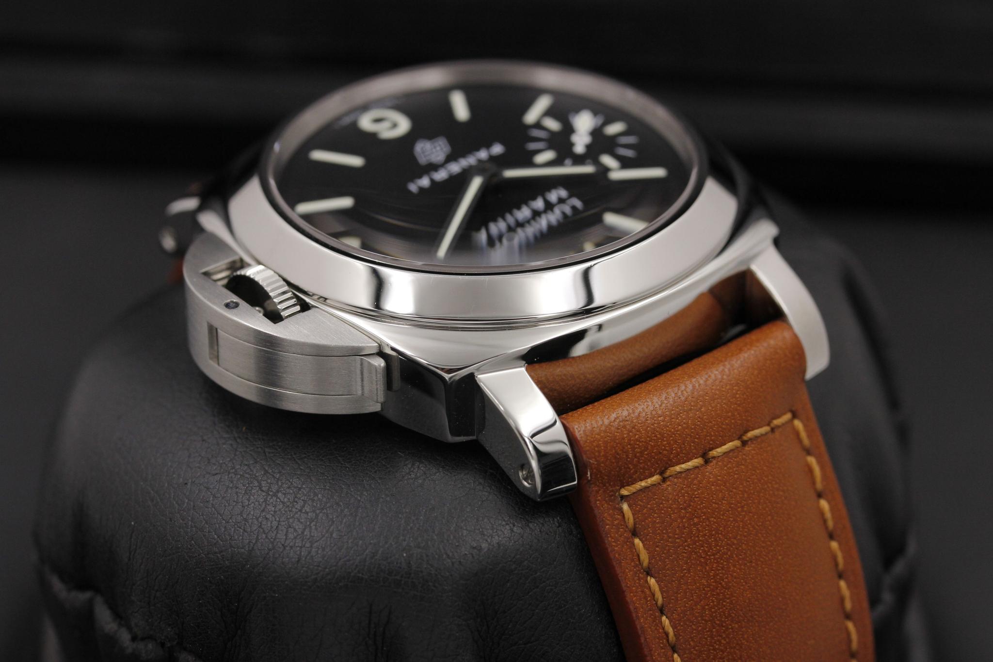 Watch Image 4