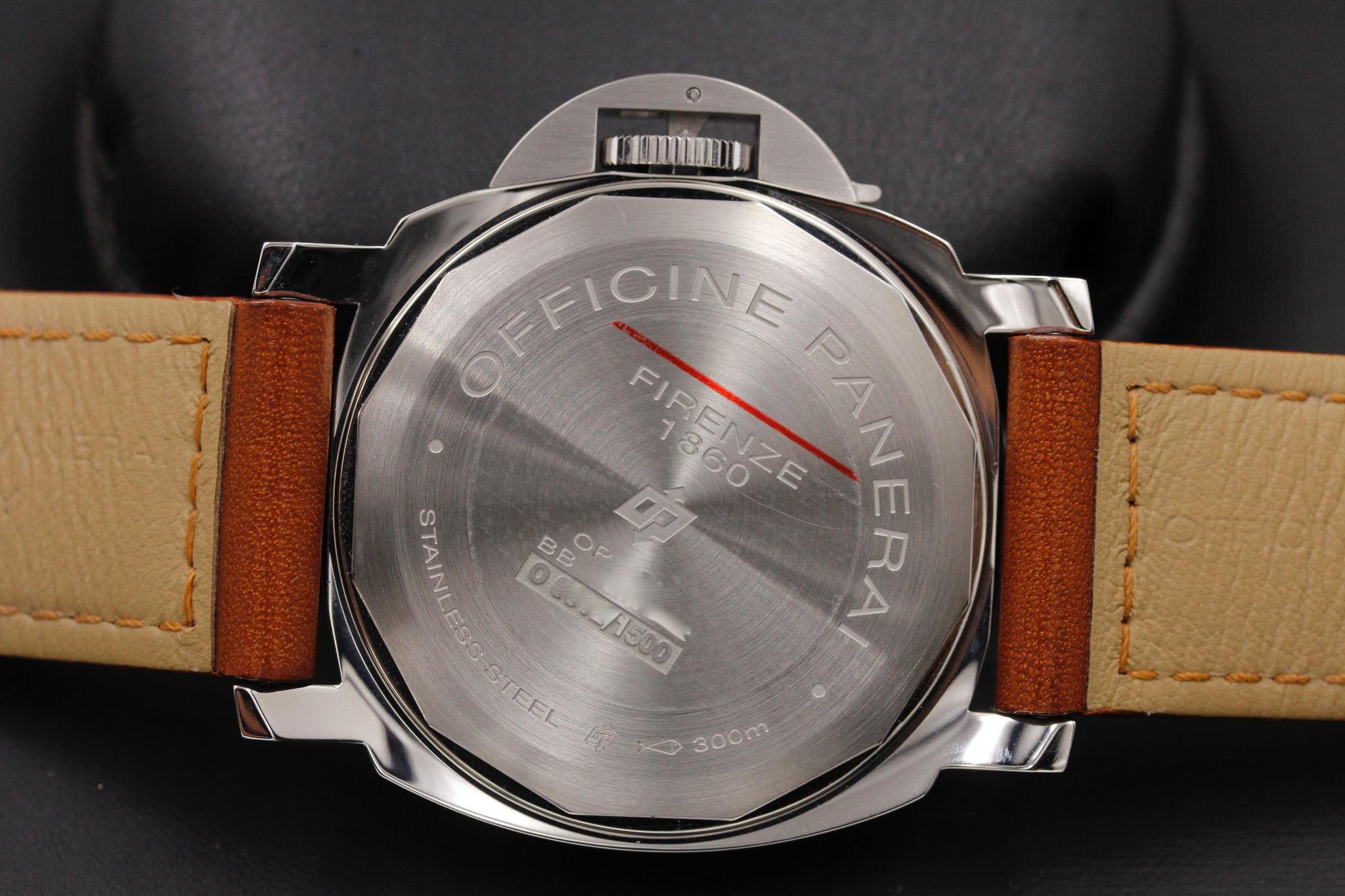 Watch Image 7