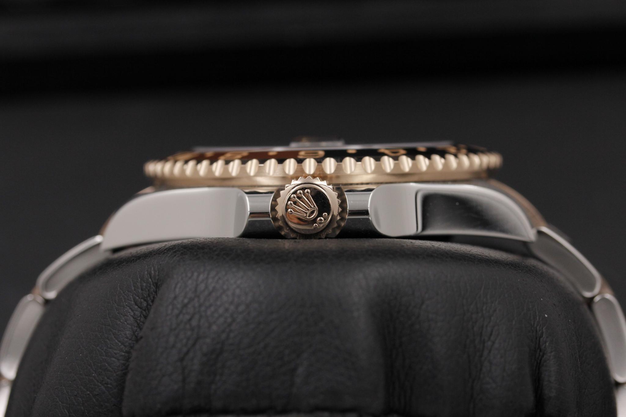 Watch Image 3