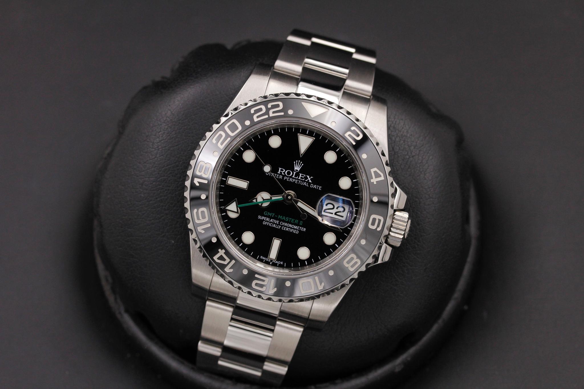 Watch Image 10