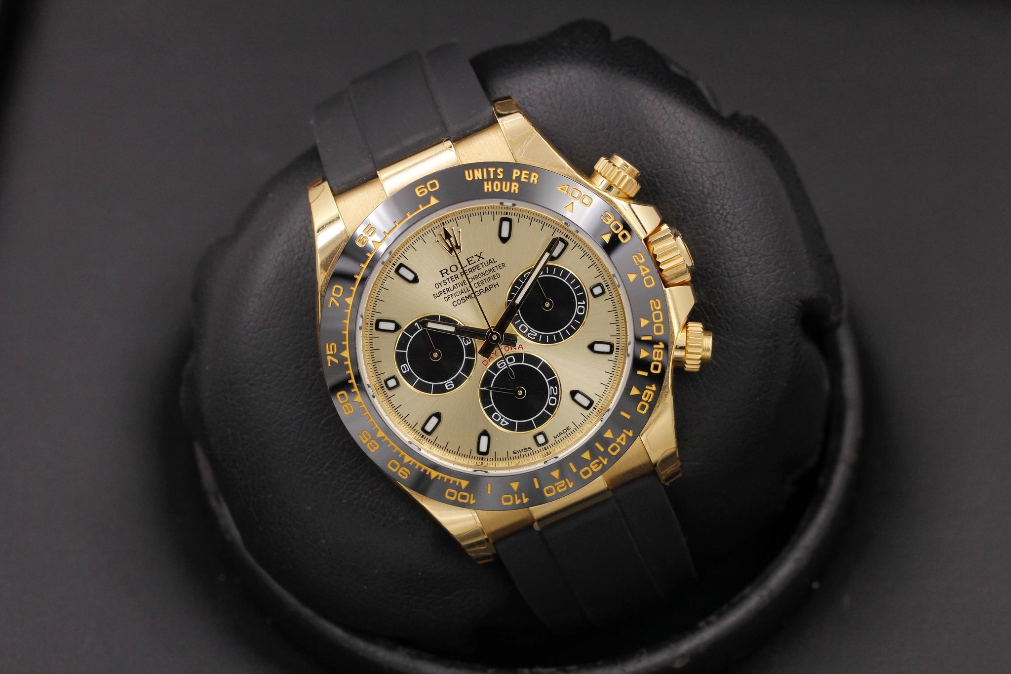 Watch Image 9