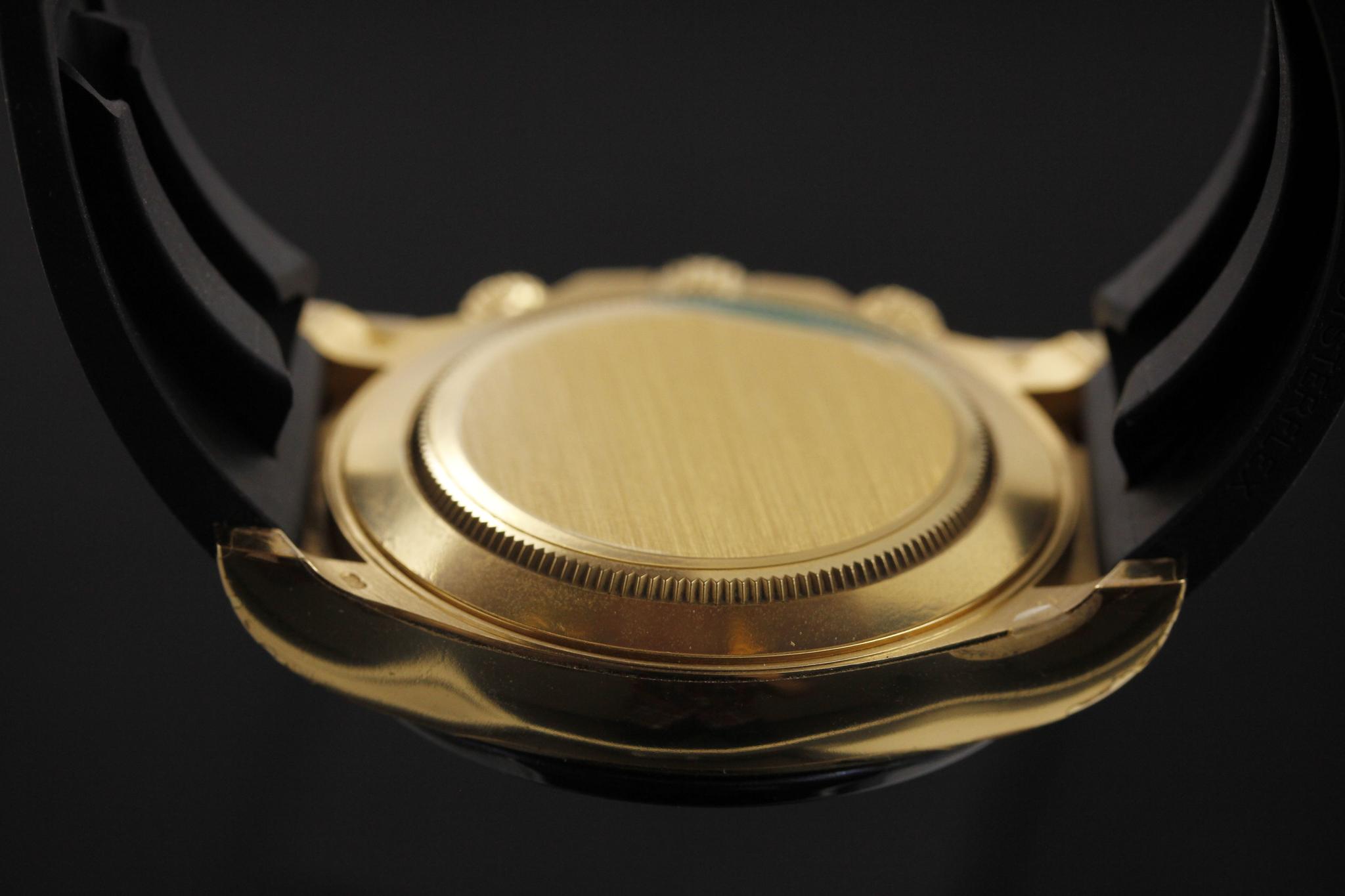 Watch Image 7