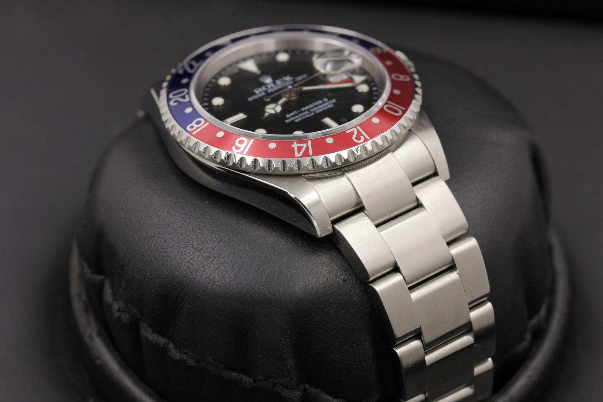 Watch Image 6