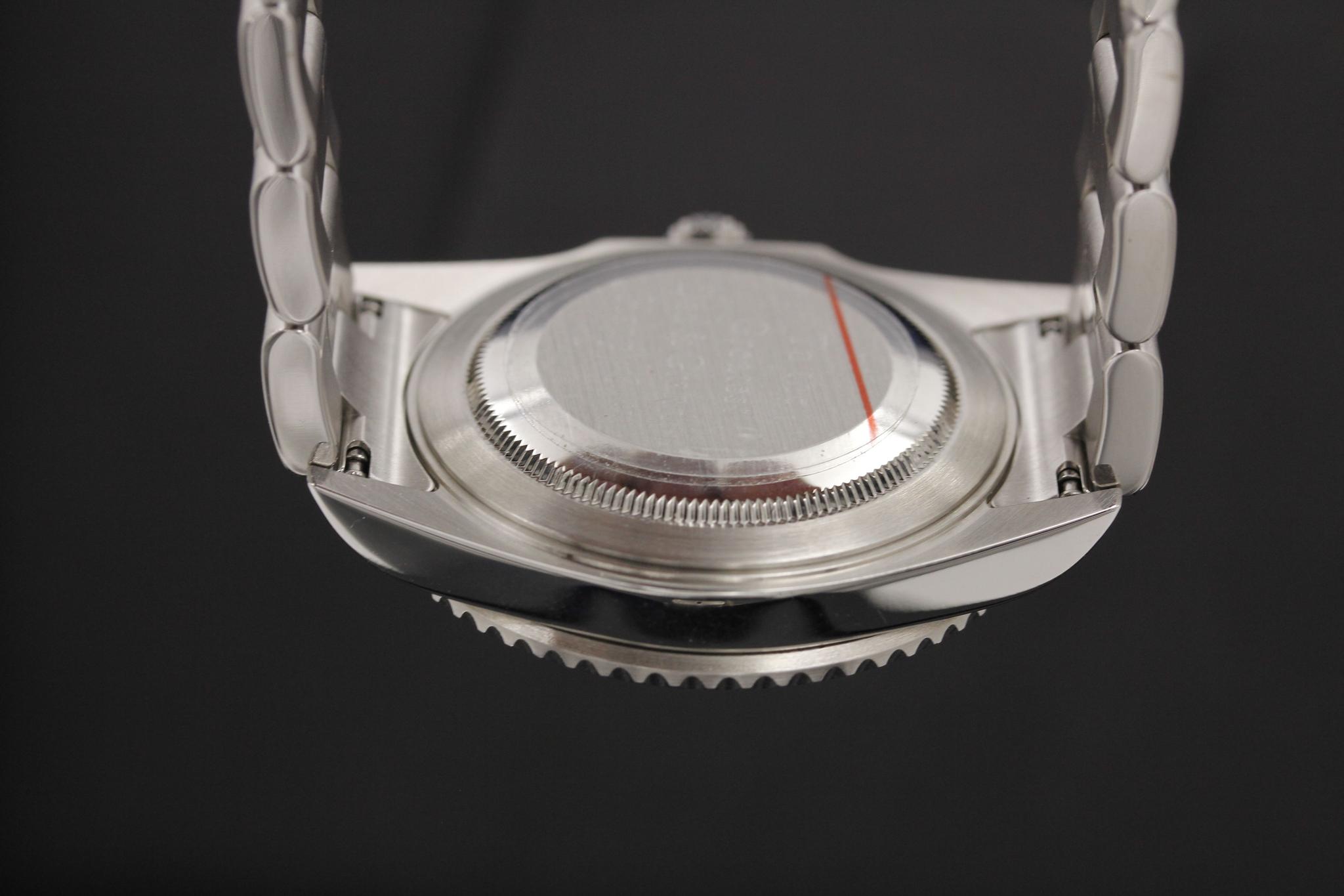 Watch Image 7