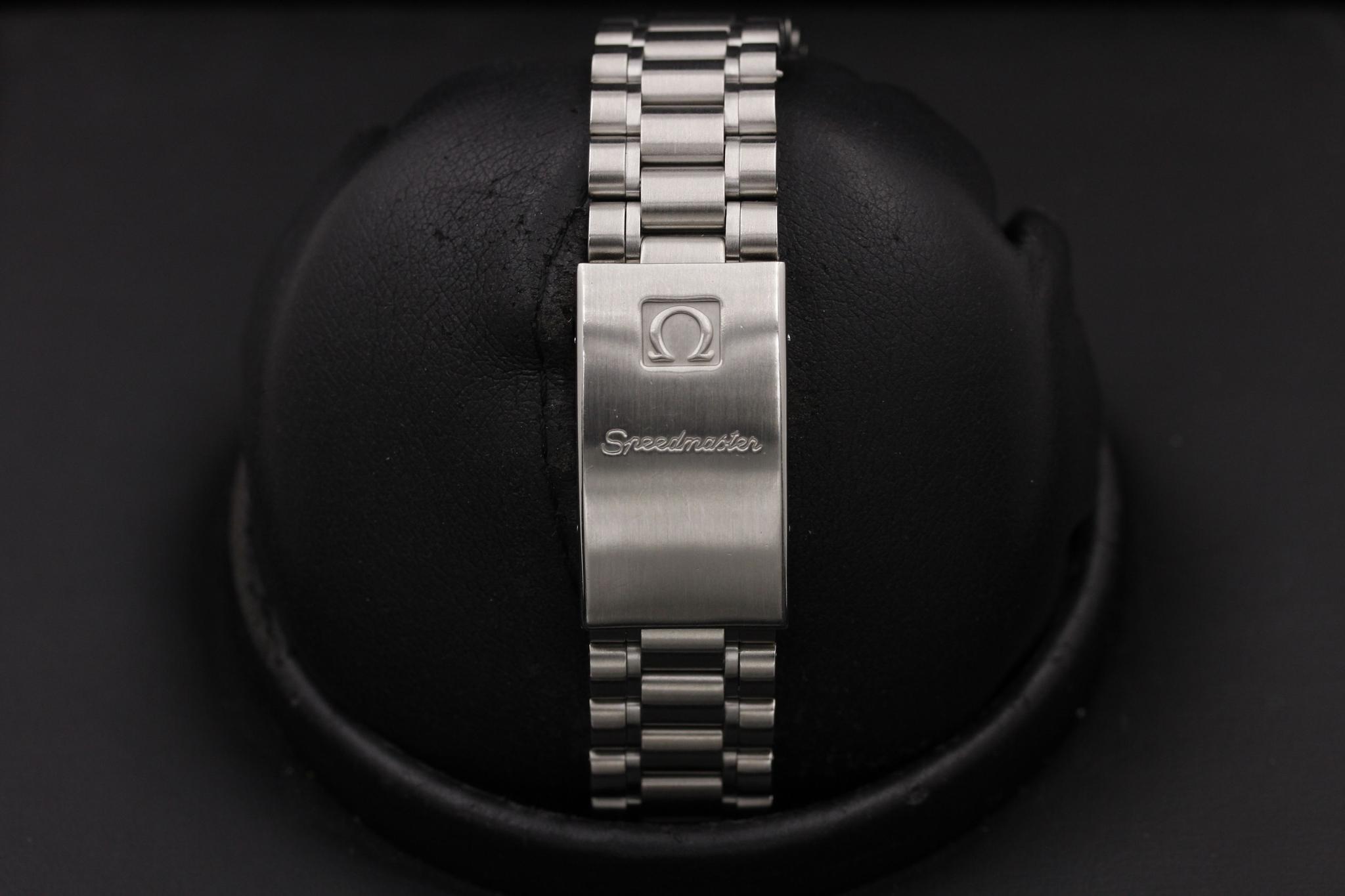 Watch Image 9