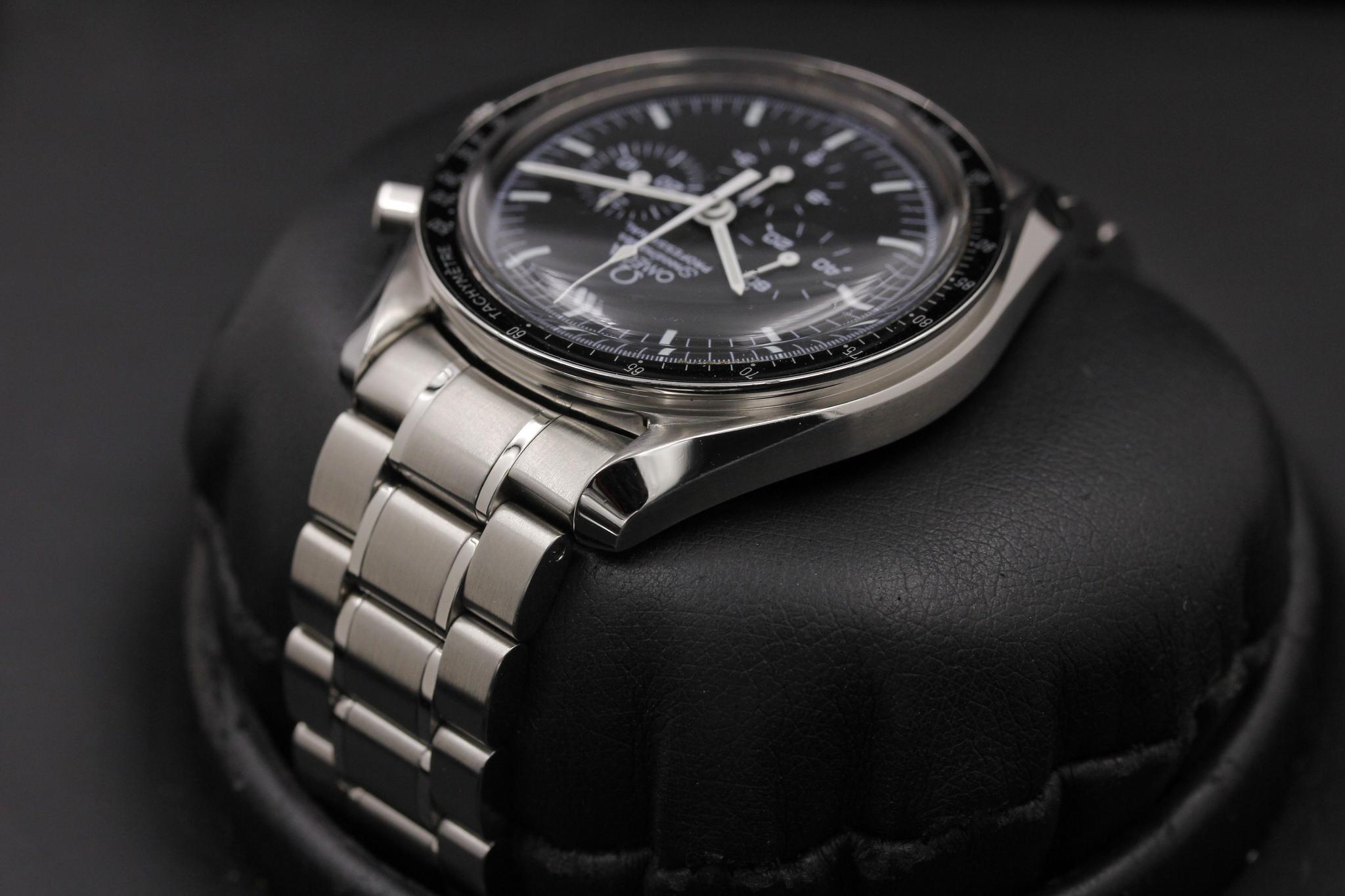 Watch Image 5