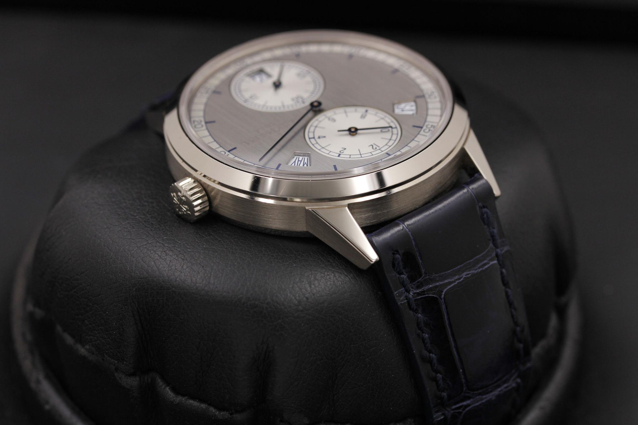 Watch Image 5