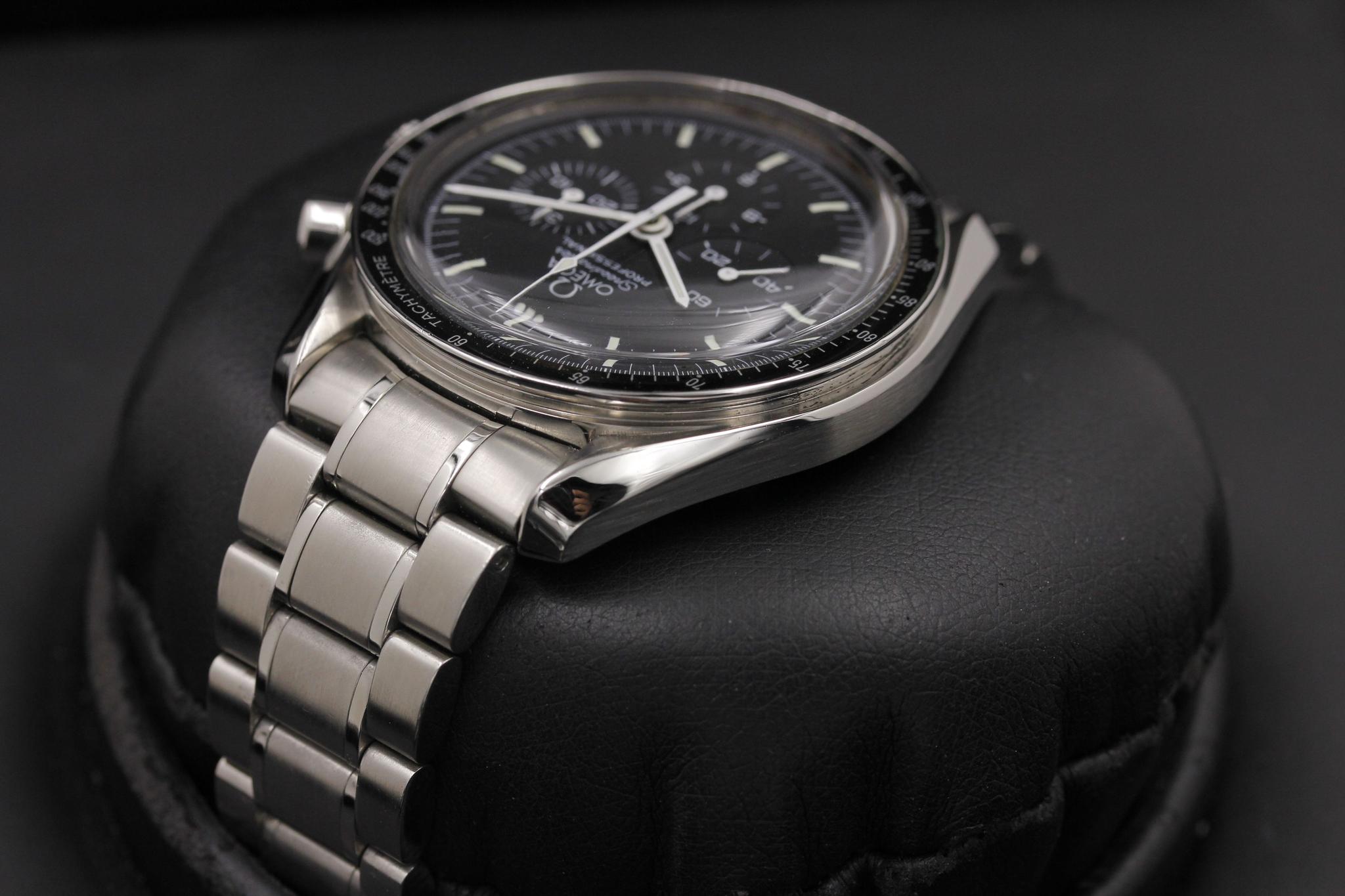 Watch Image 5