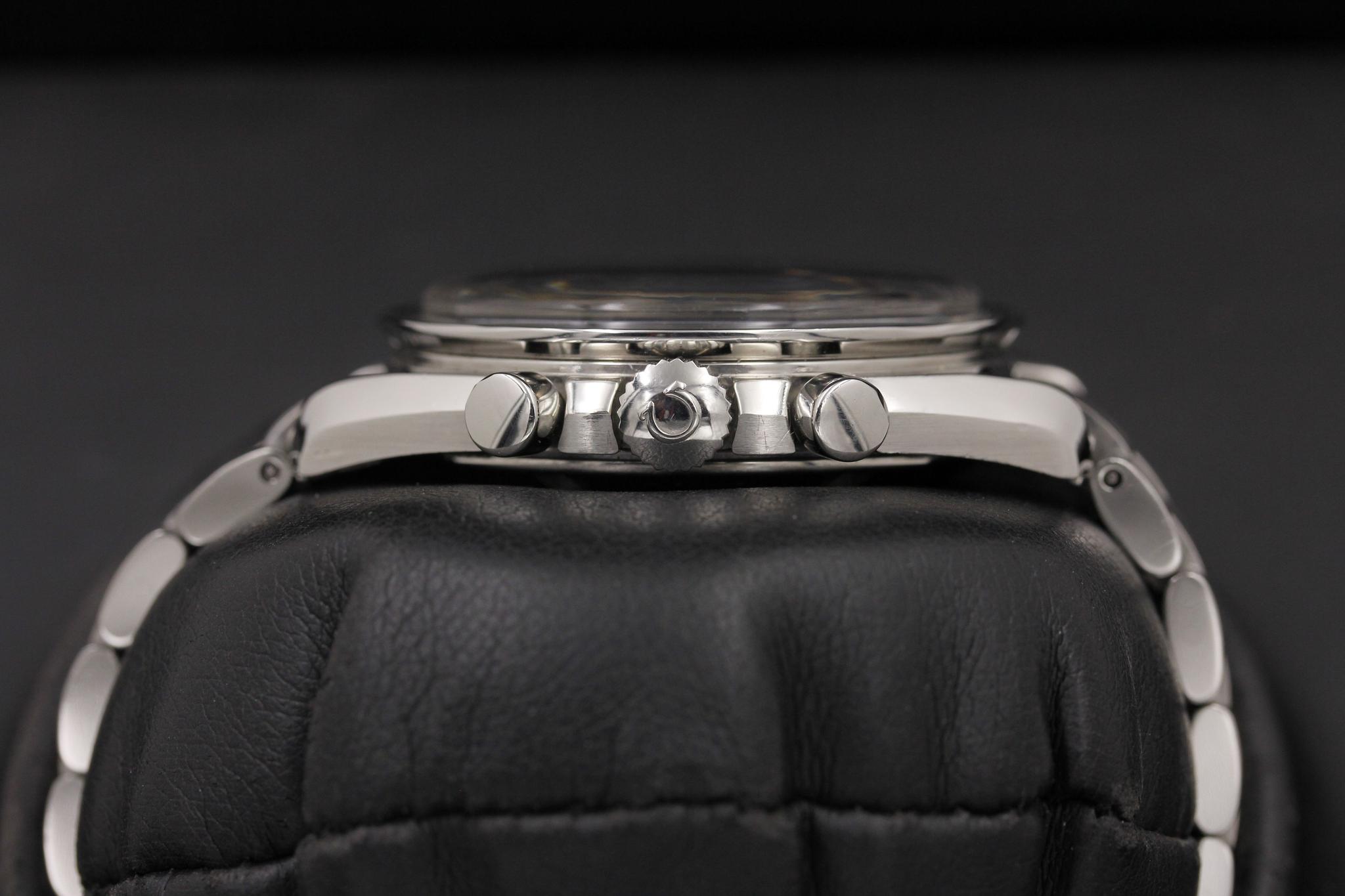 Watch Image 3