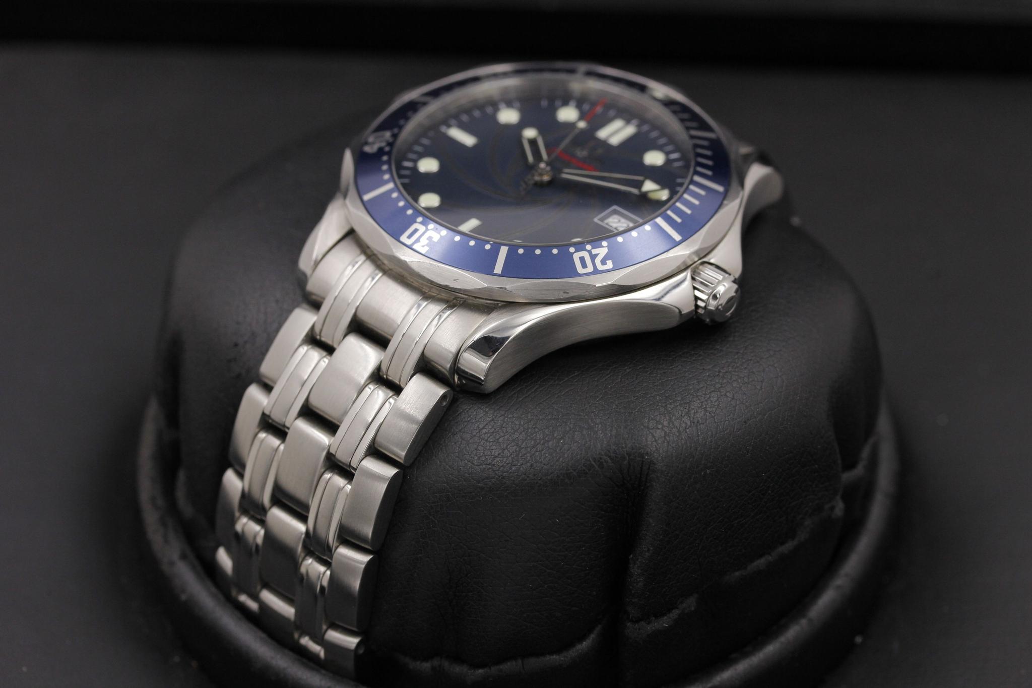 Watch Image 2