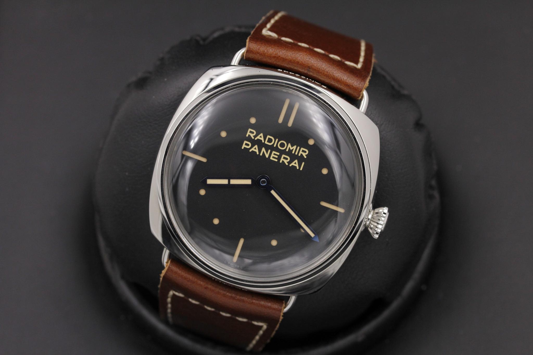 Watch Image 10