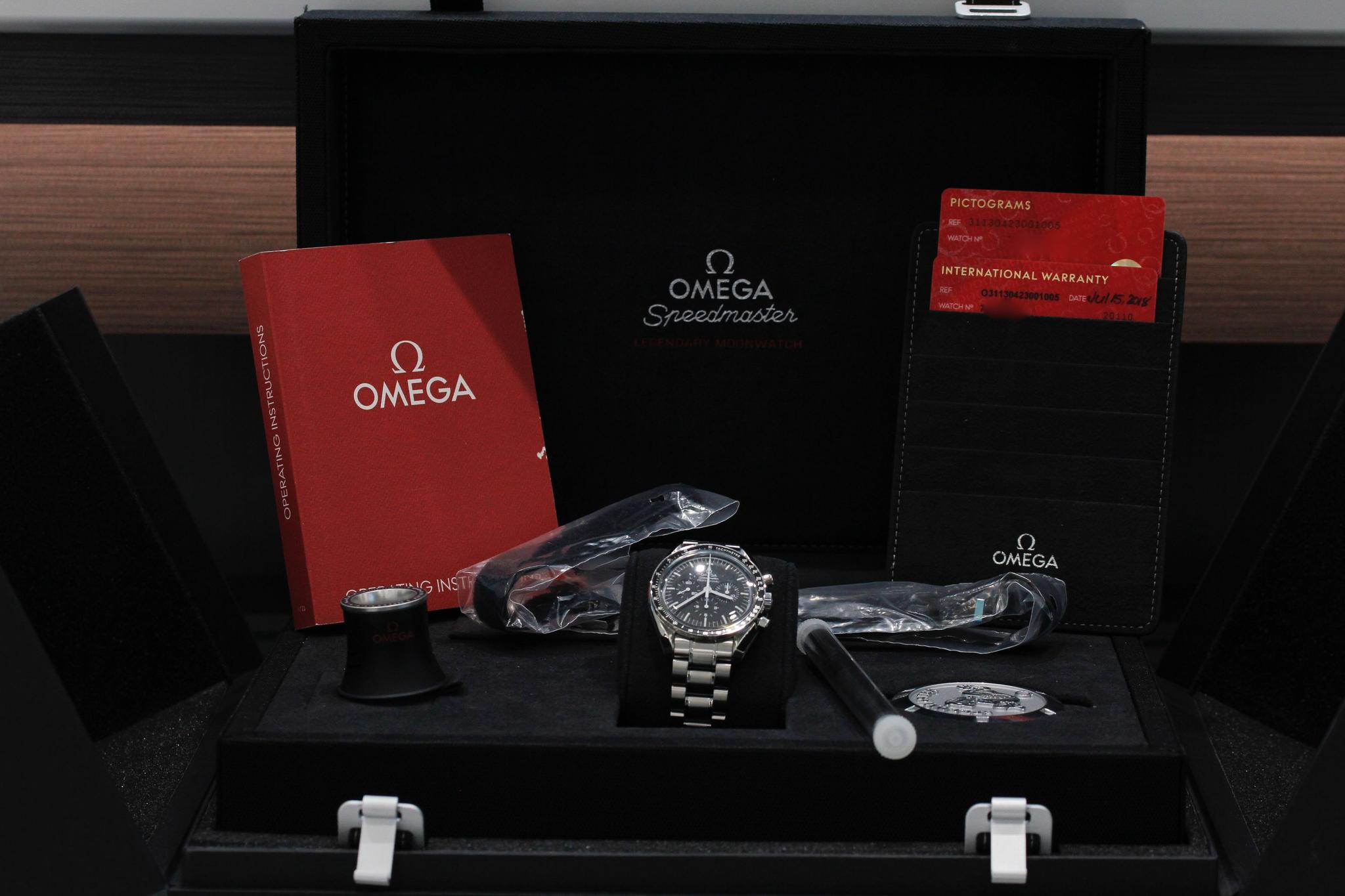 Watch Image 11