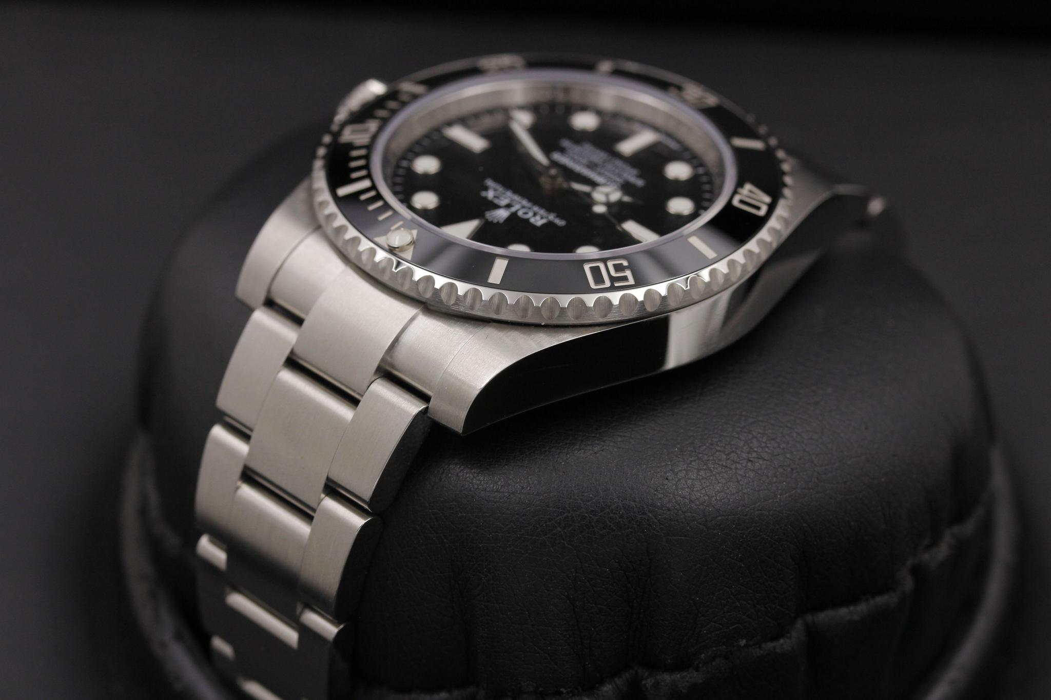 Watch Image 5
