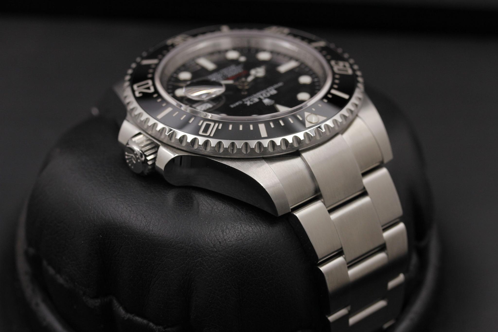 Watch Image 4