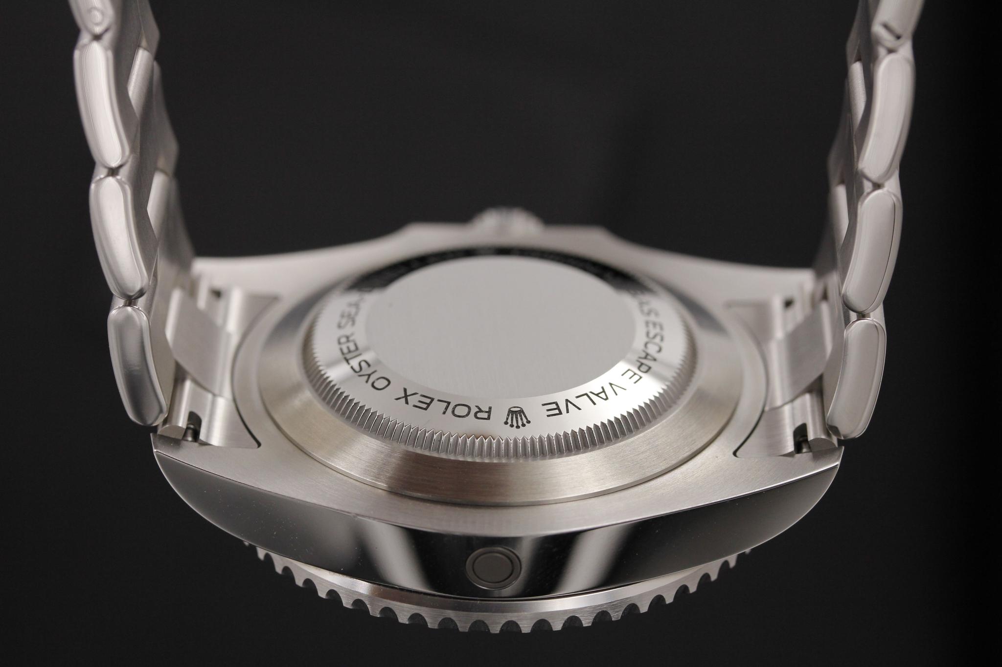 Watch Image 7