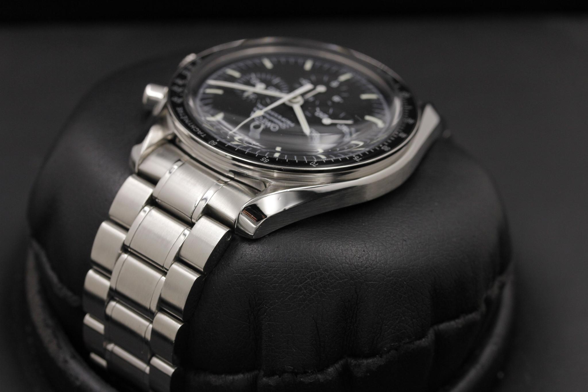 Watch Image 5