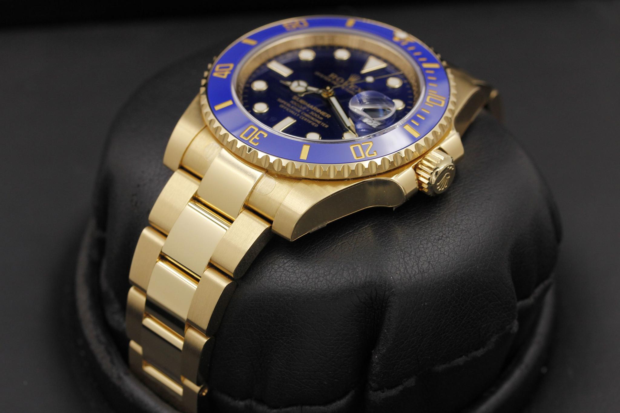 Watch Image 4