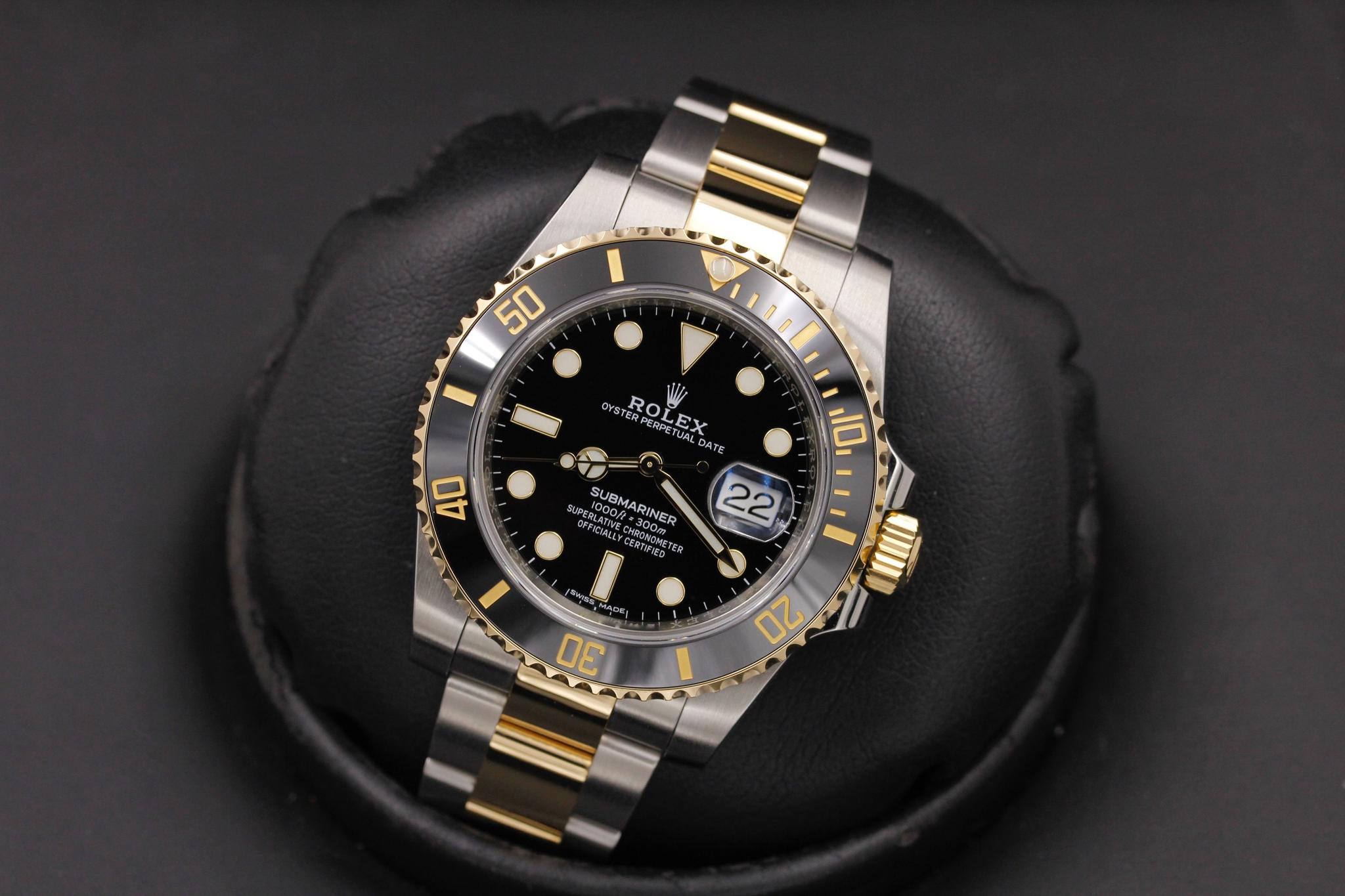 Watch Image 10