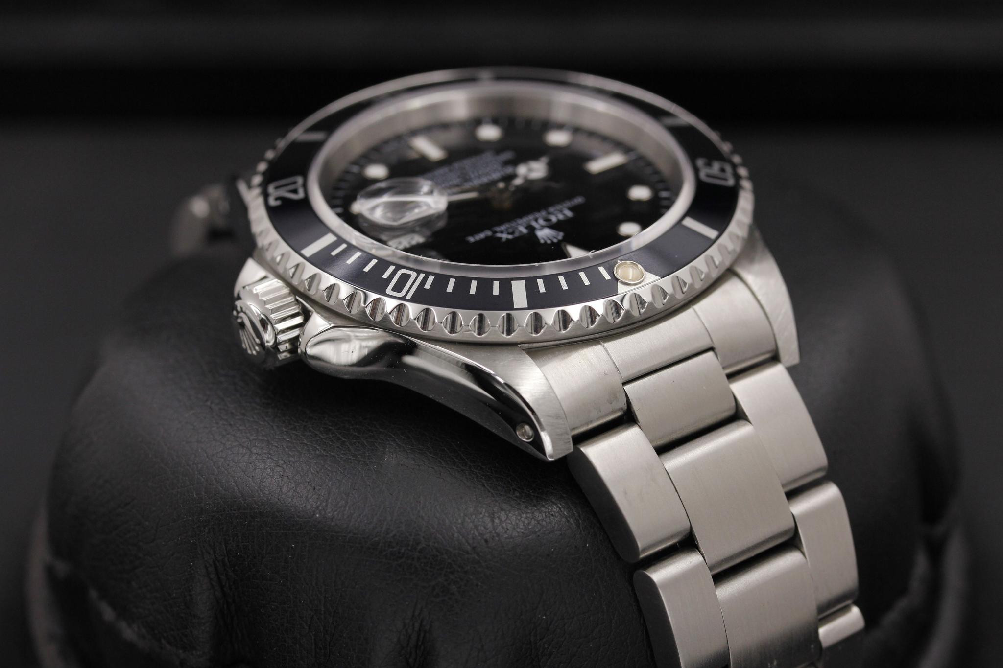 Watch Image 4