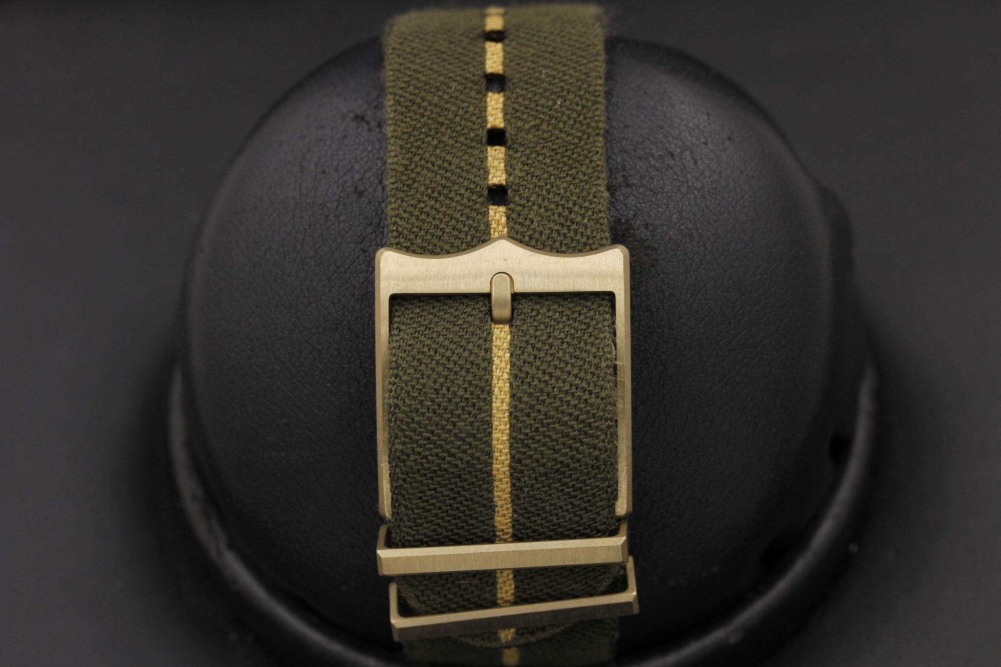 Watch Image 7
