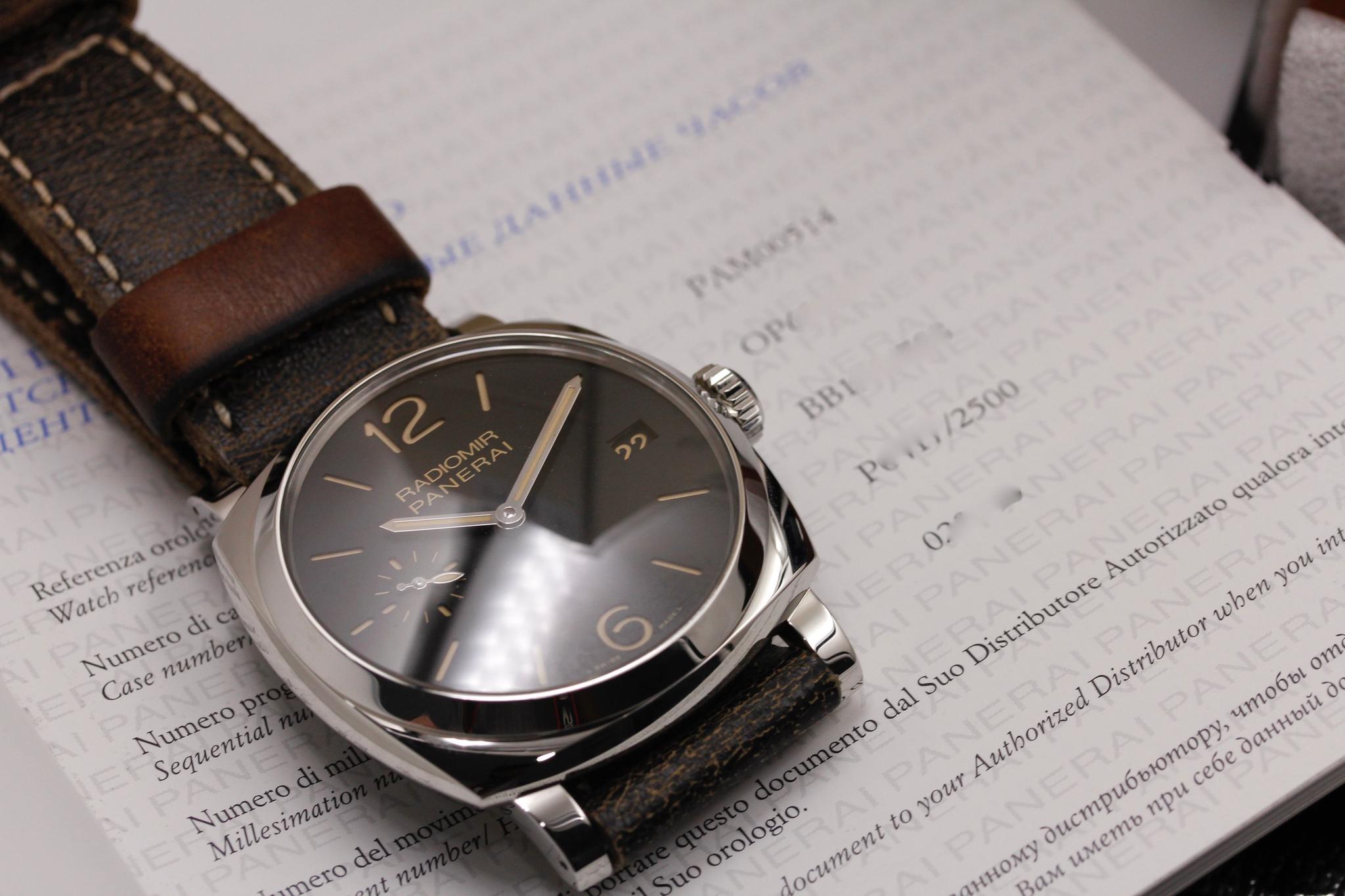 Watch Image 11