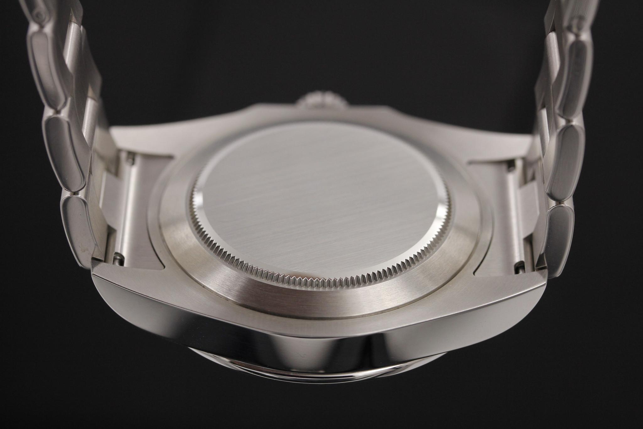 Watch Image 7