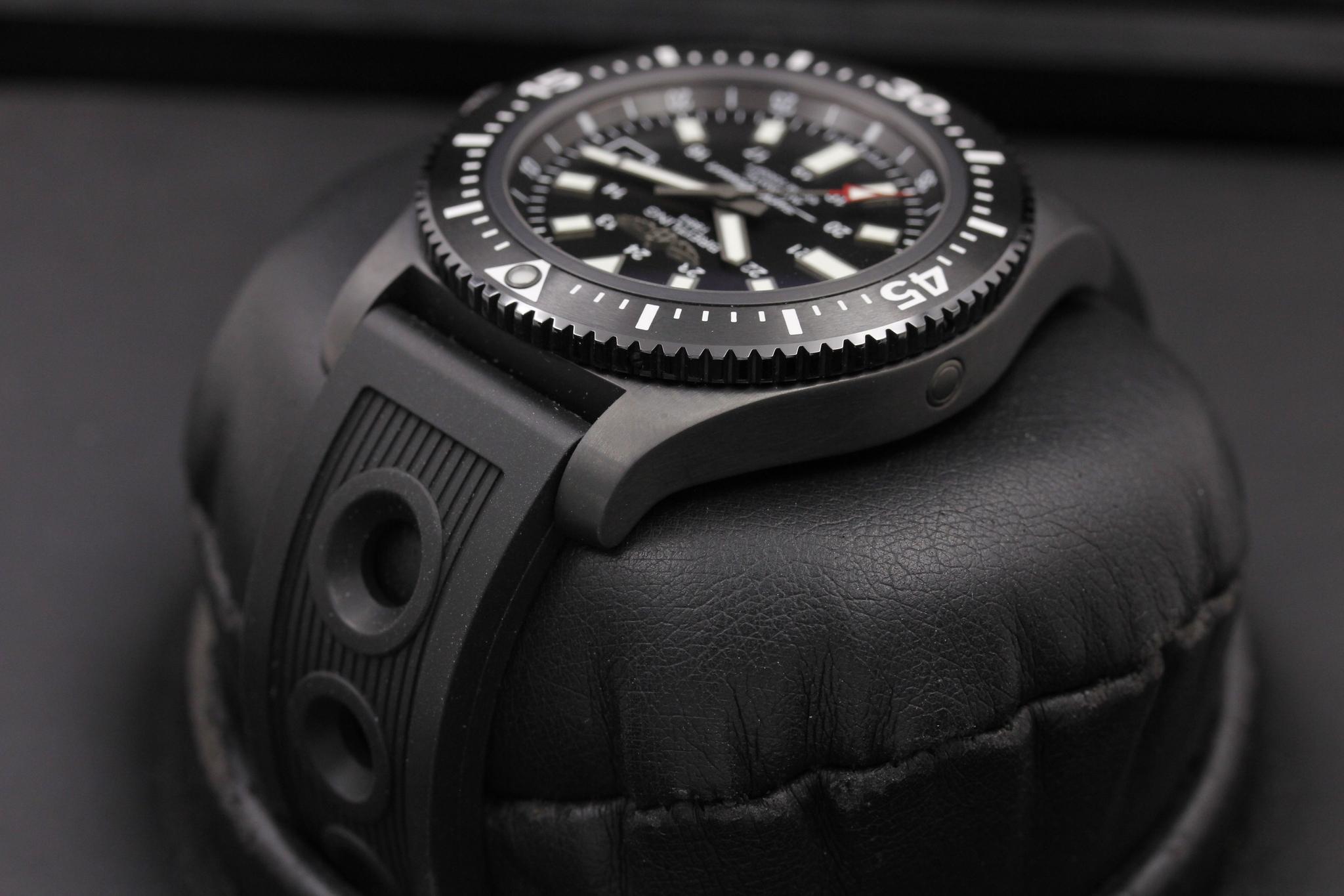 Watch Image 5