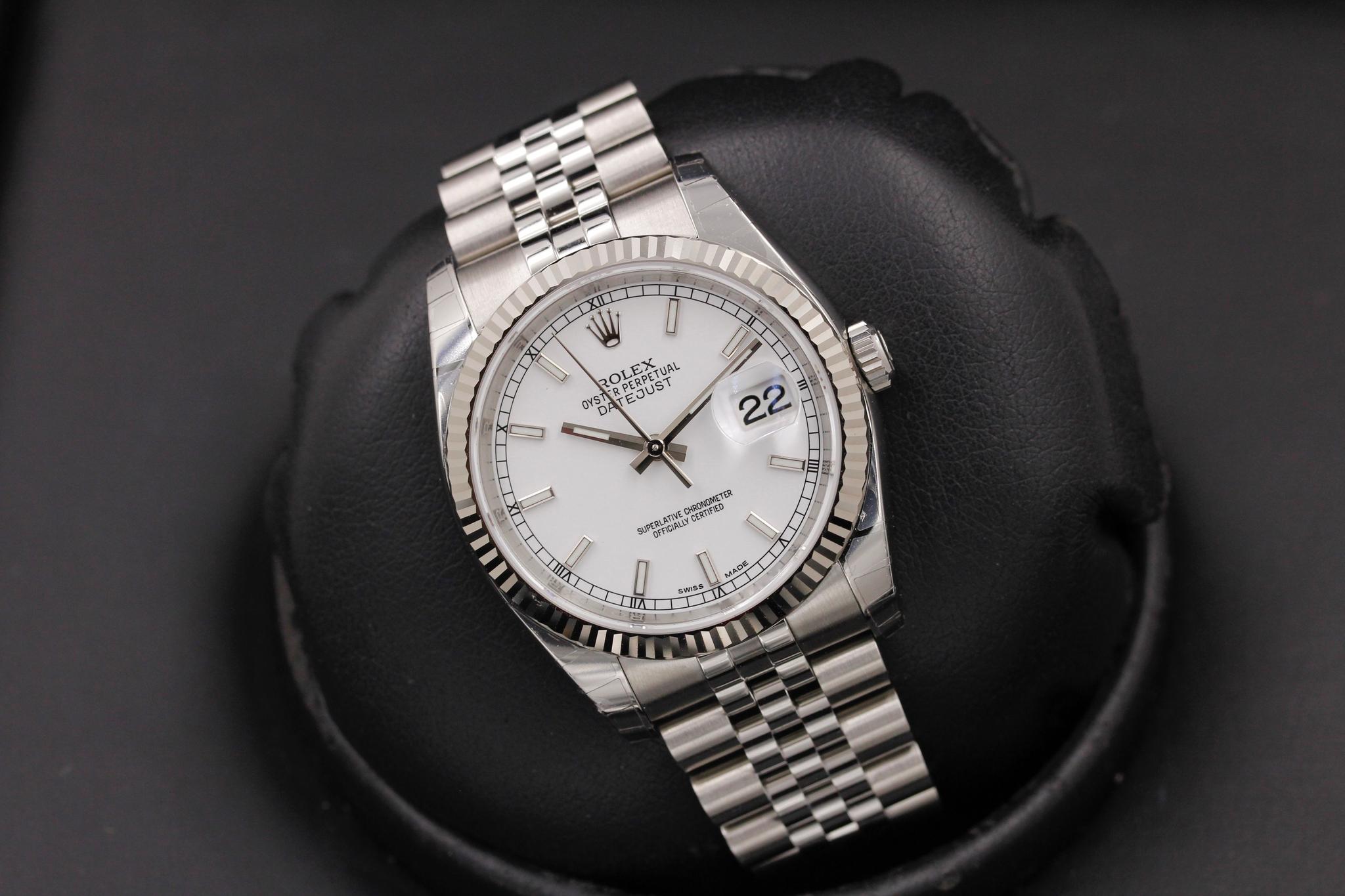 Watch Image 9