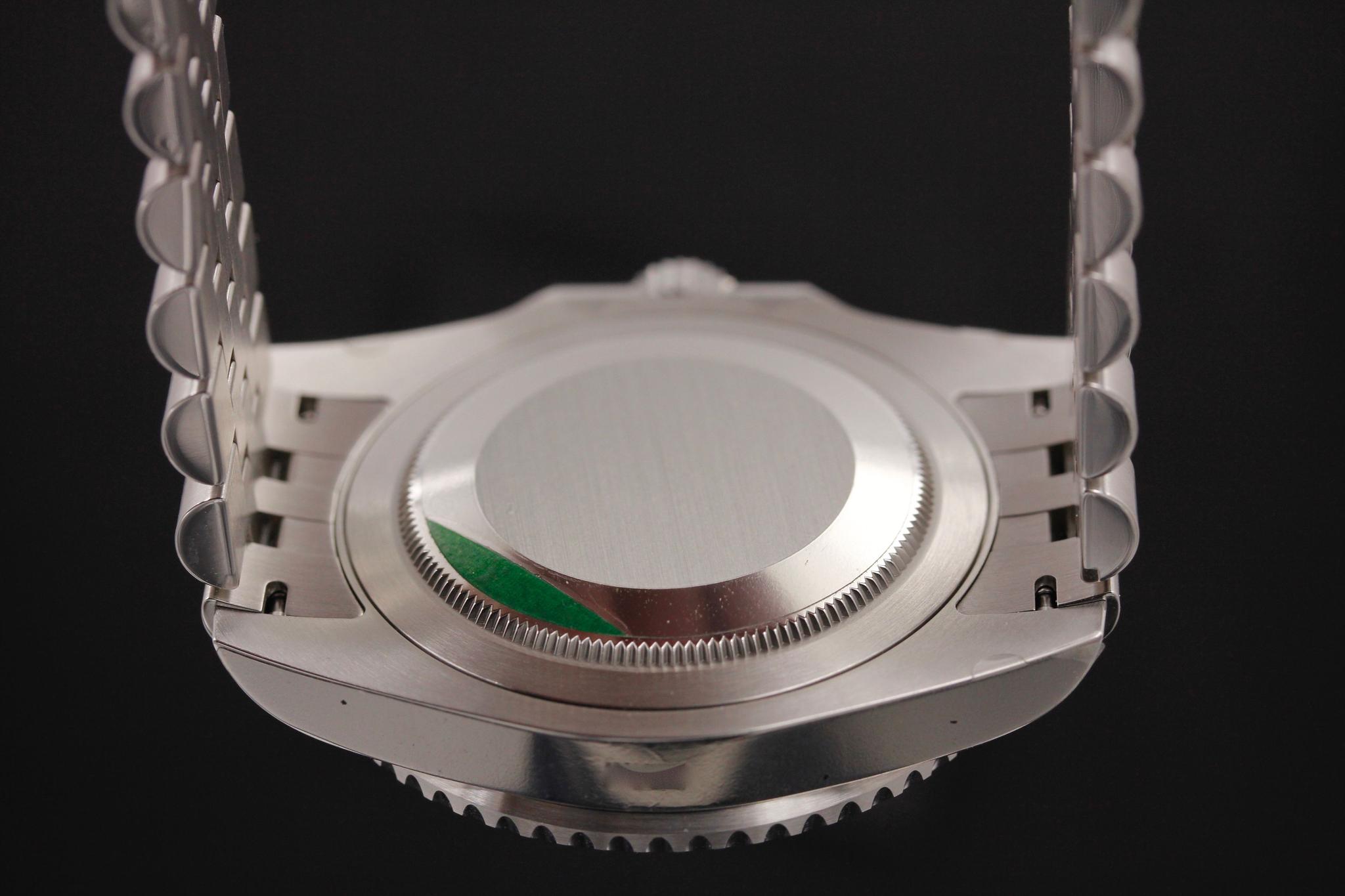 Watch Image 7