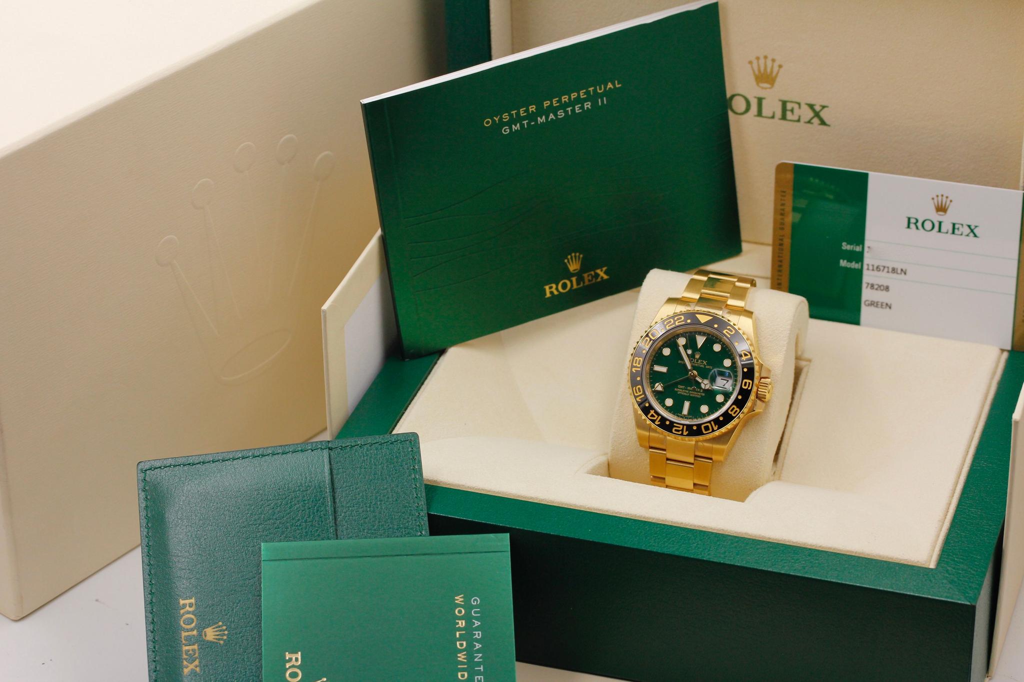 Watch Image 11