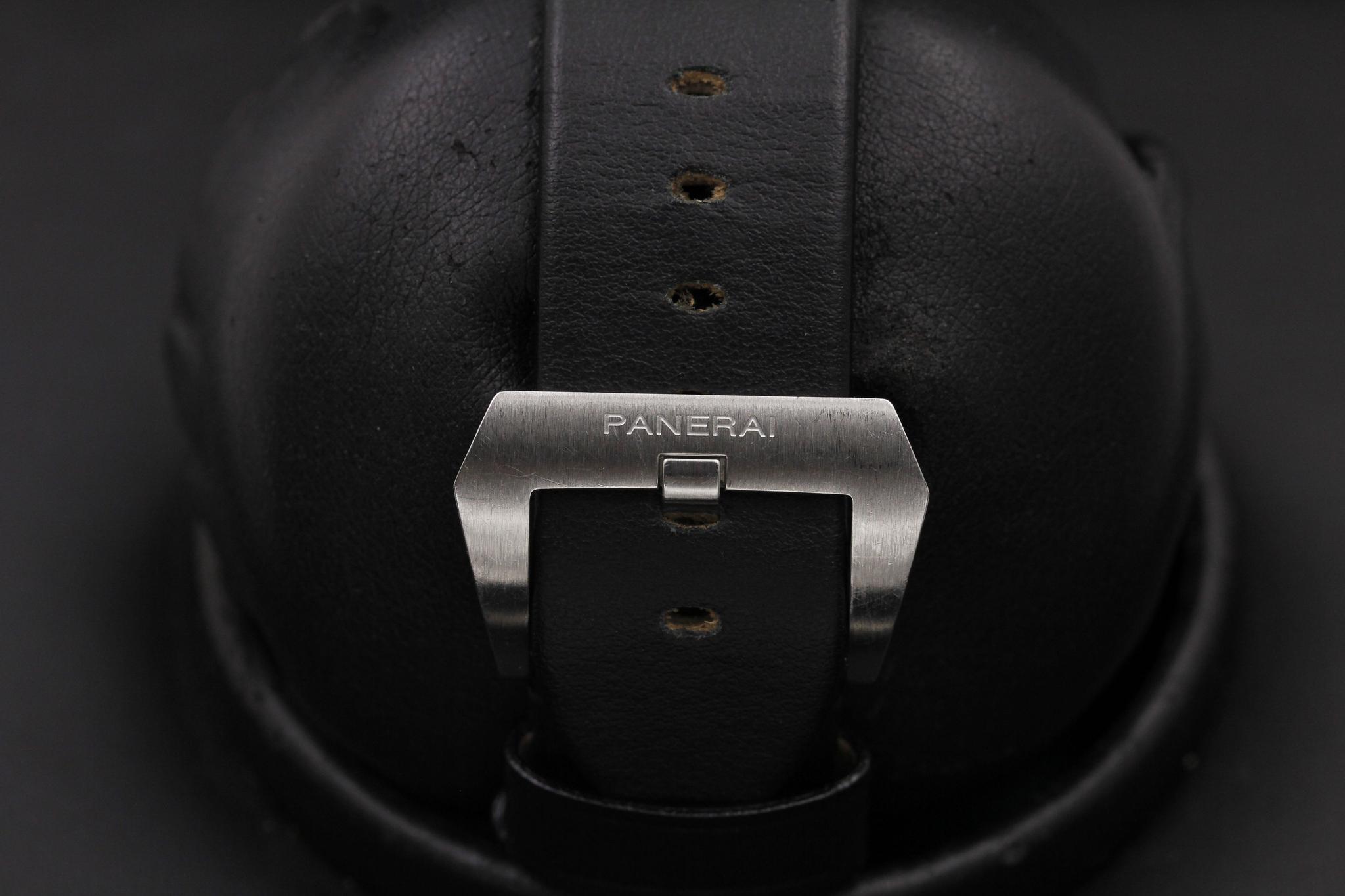 Watch Image 7