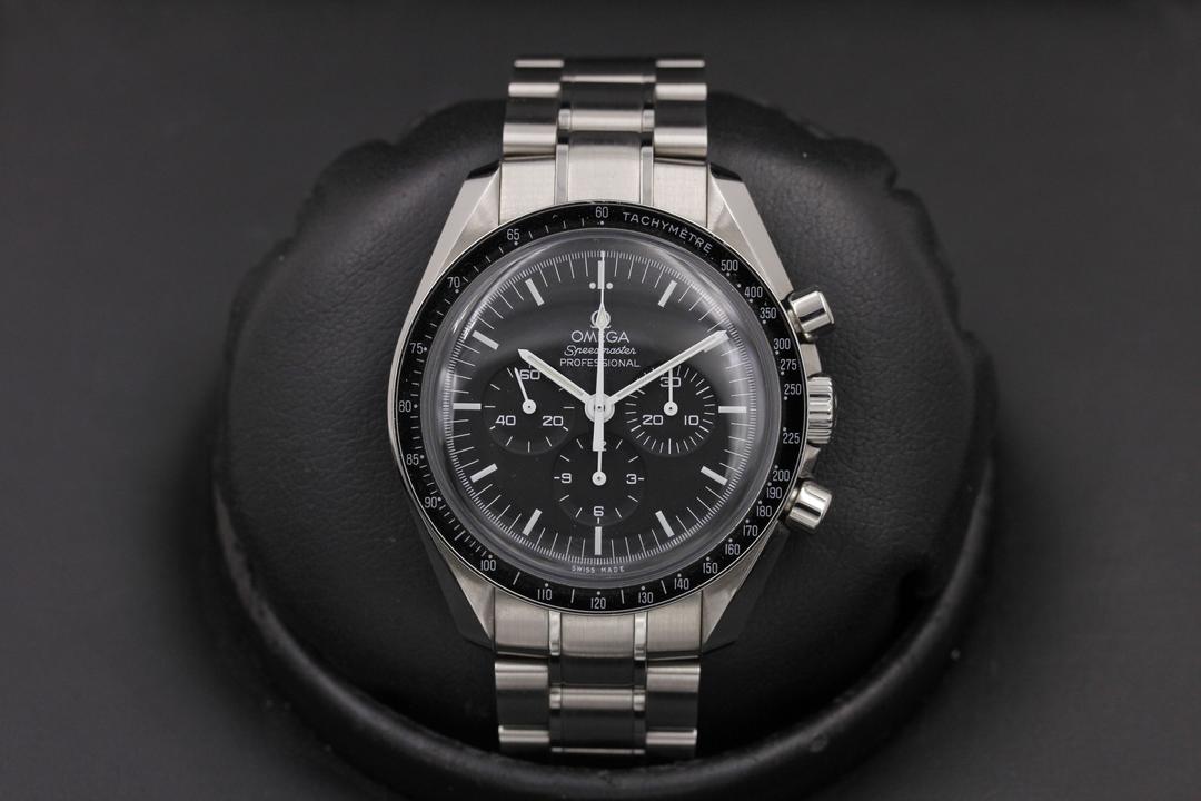 Omega Speedmaster Hesalite 311.30.42.30.01.005