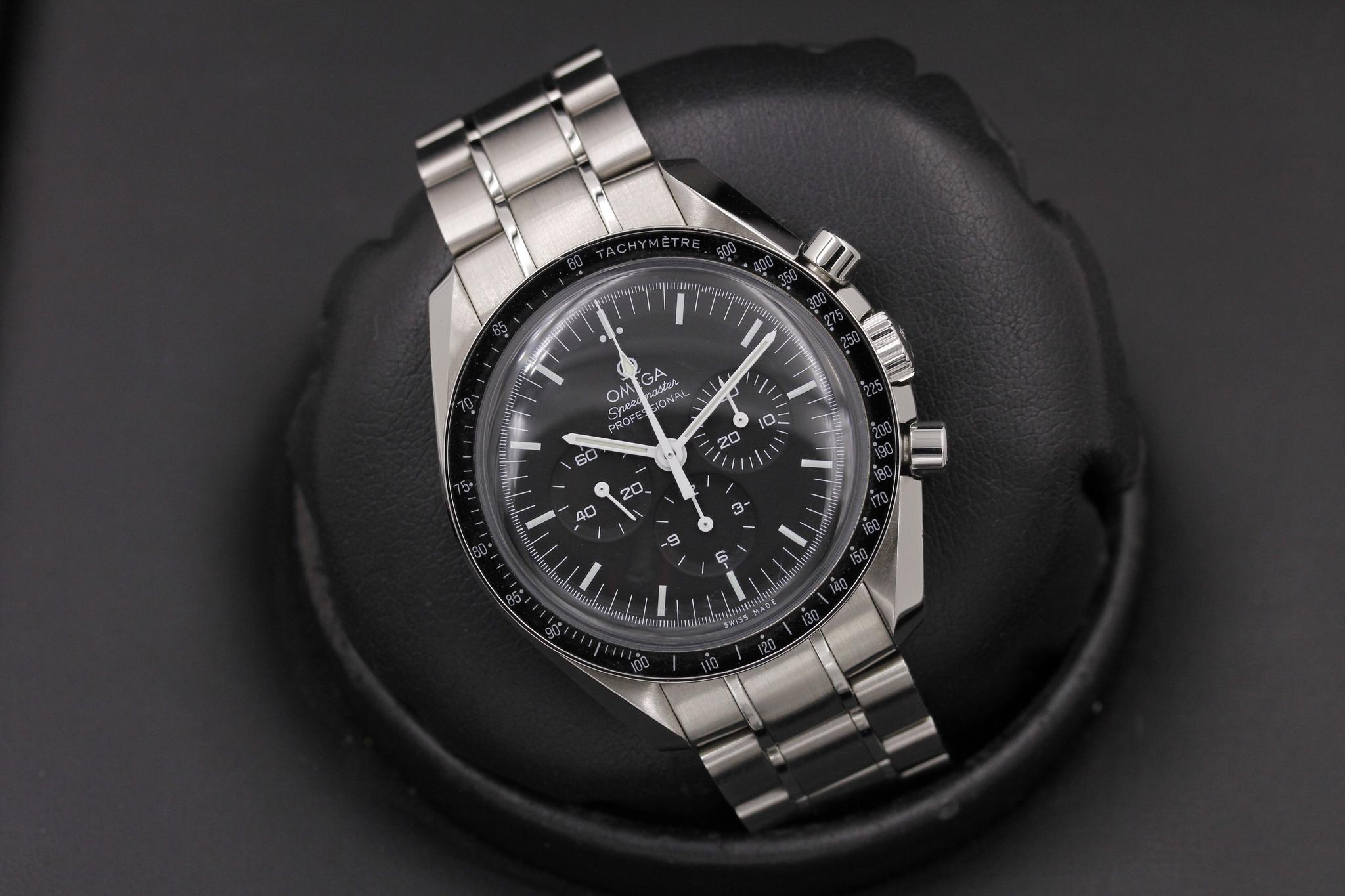 Watch Image 9