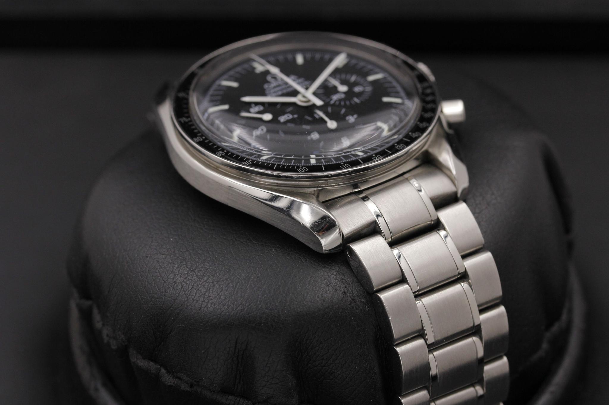 Watch Image 6