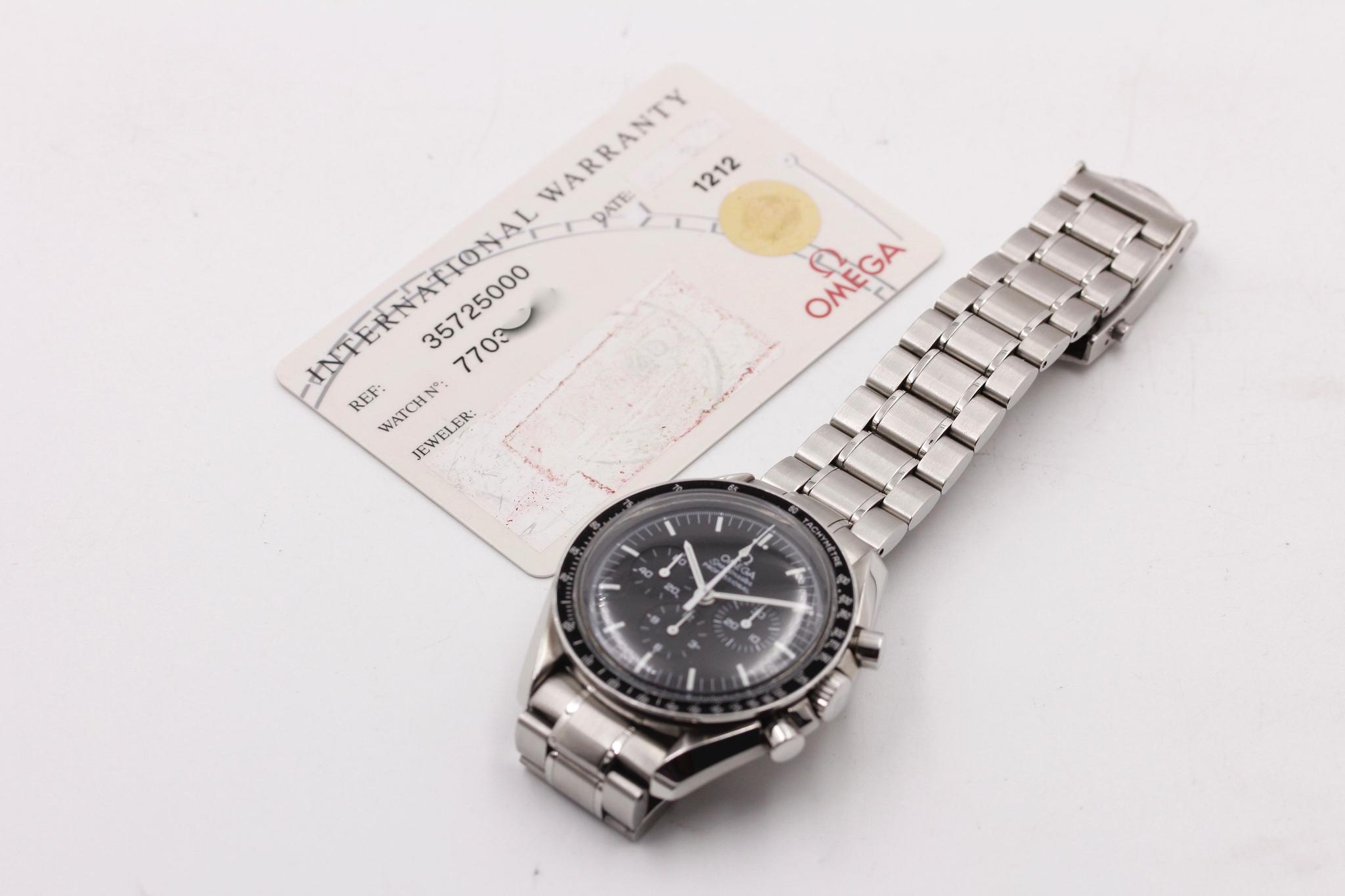 Watch Image 11