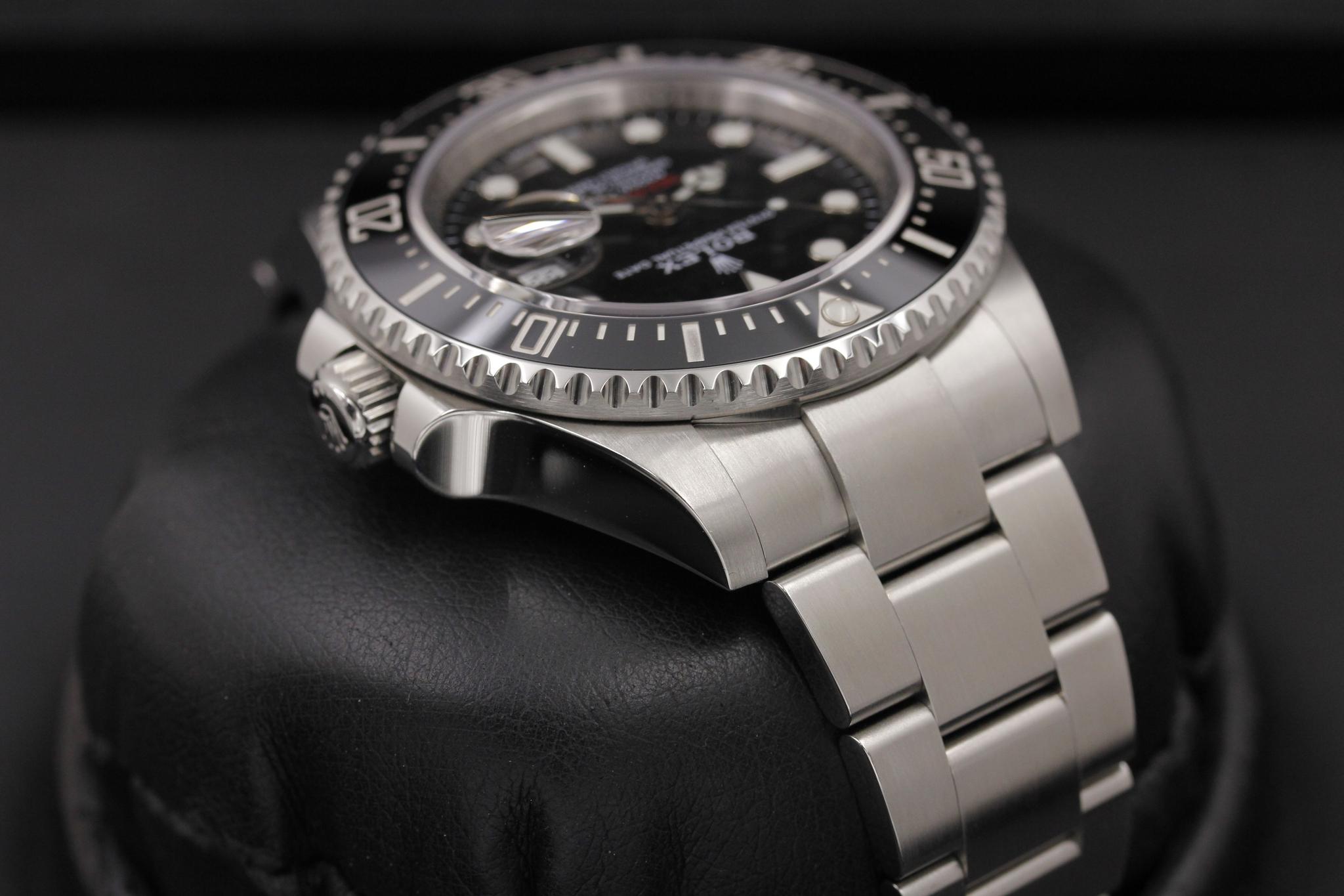 Watch Image 4