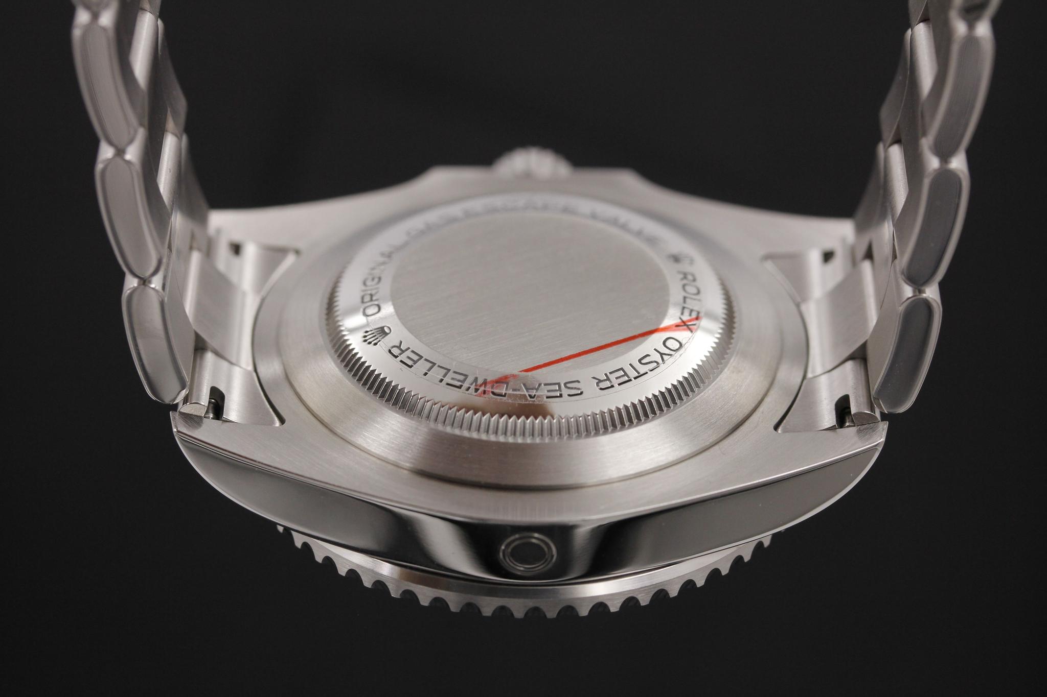 Watch Image 7