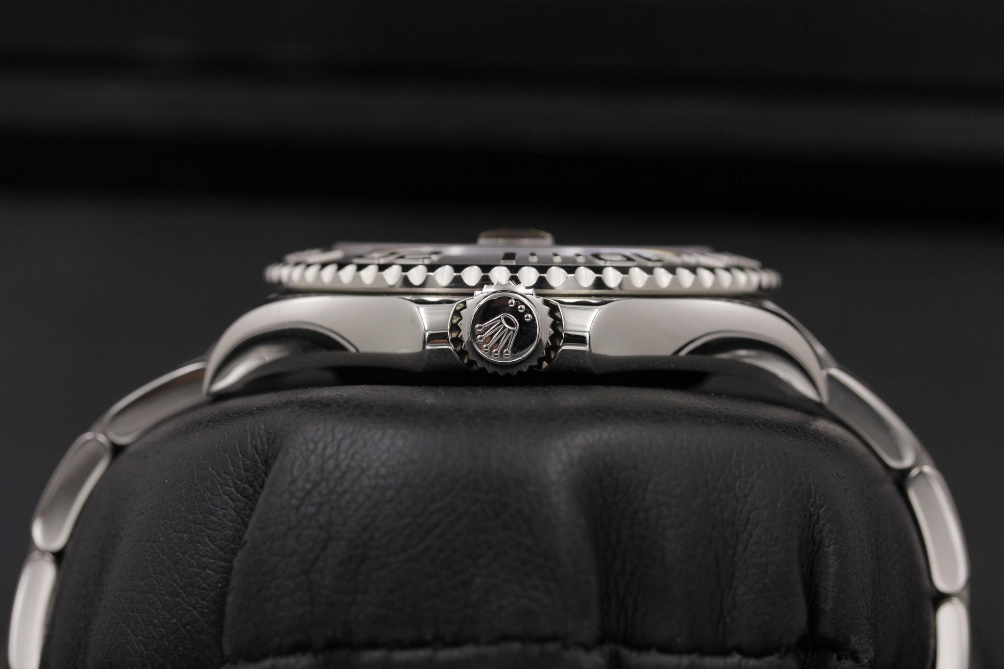 Watch Image 3