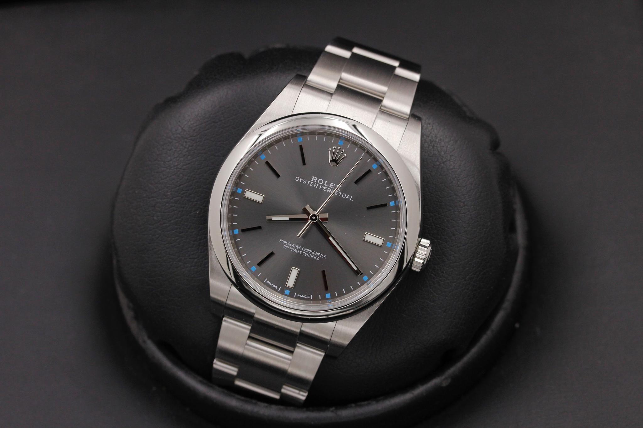 Watch Image 10
