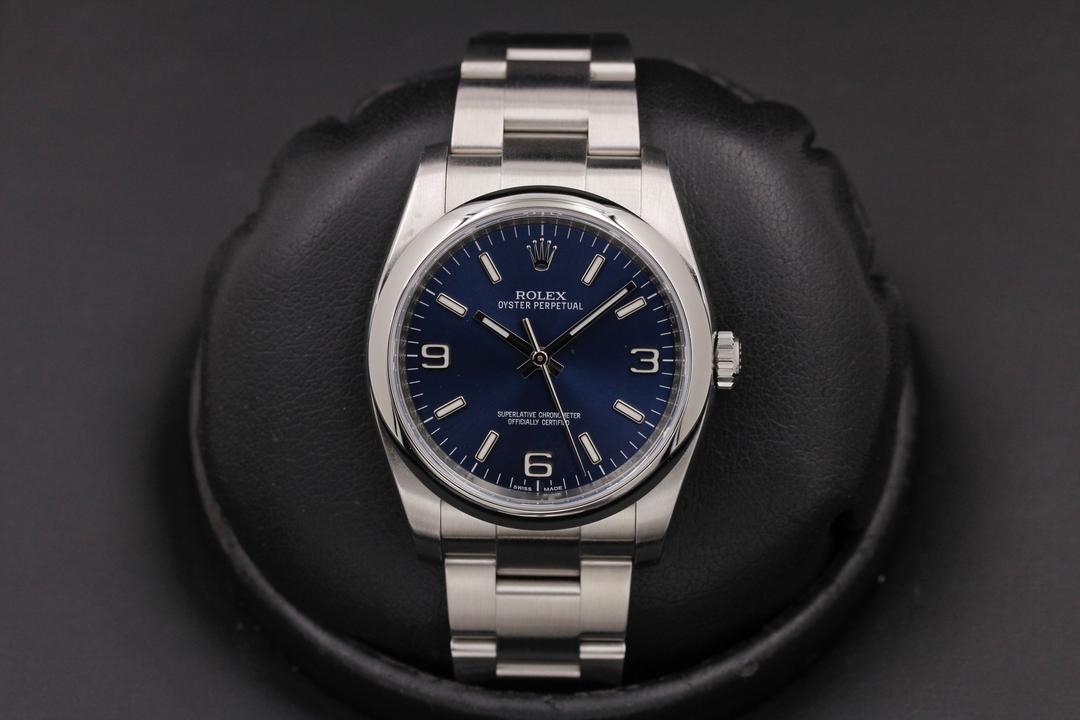 Rolex Oyster Perpetual 116000