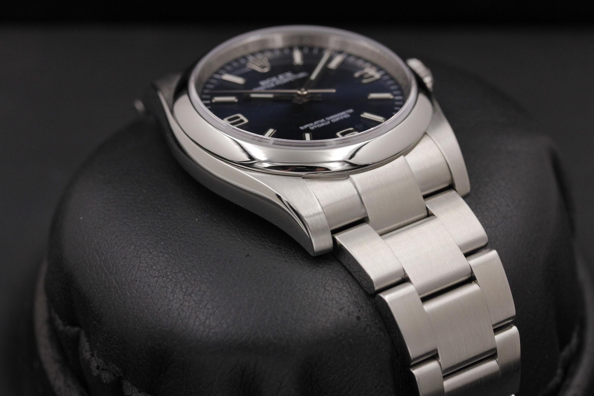 Watch Image 6