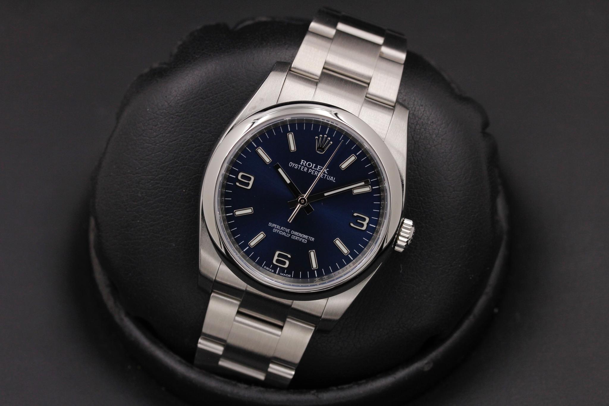 Watch Image 10