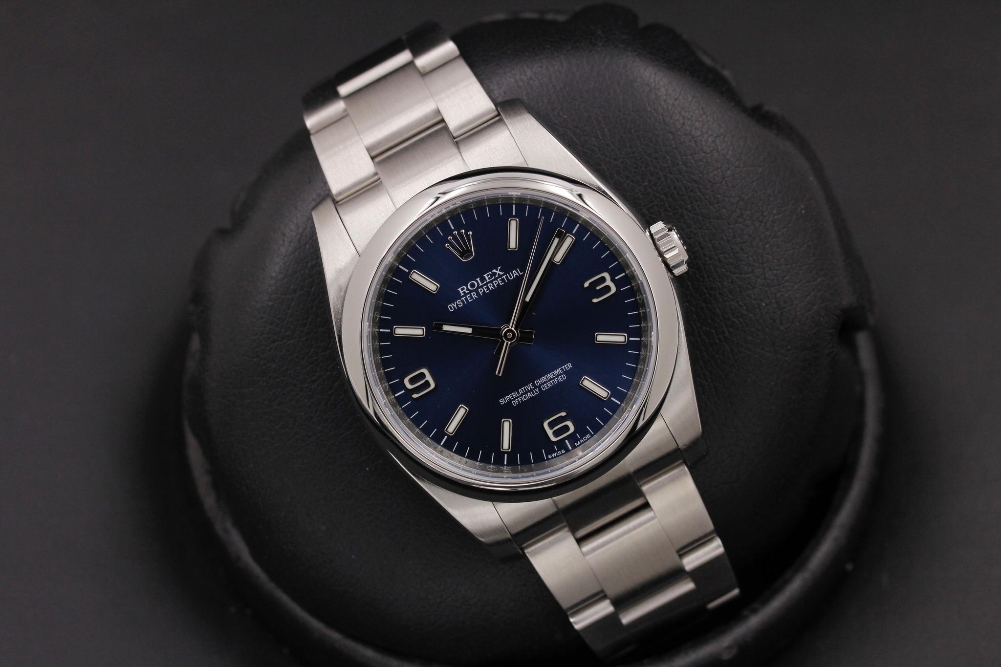 Watch Image 9