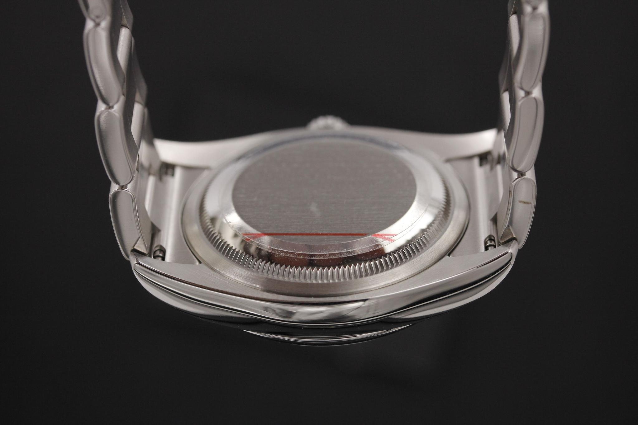 Watch Image 7