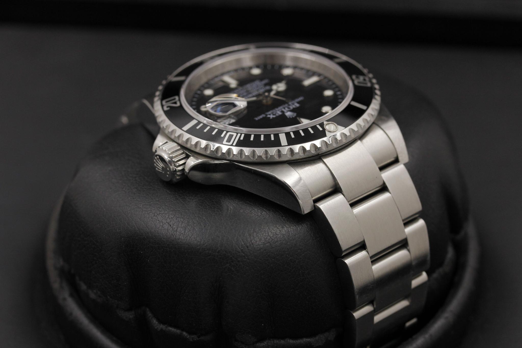 Watch Image 4