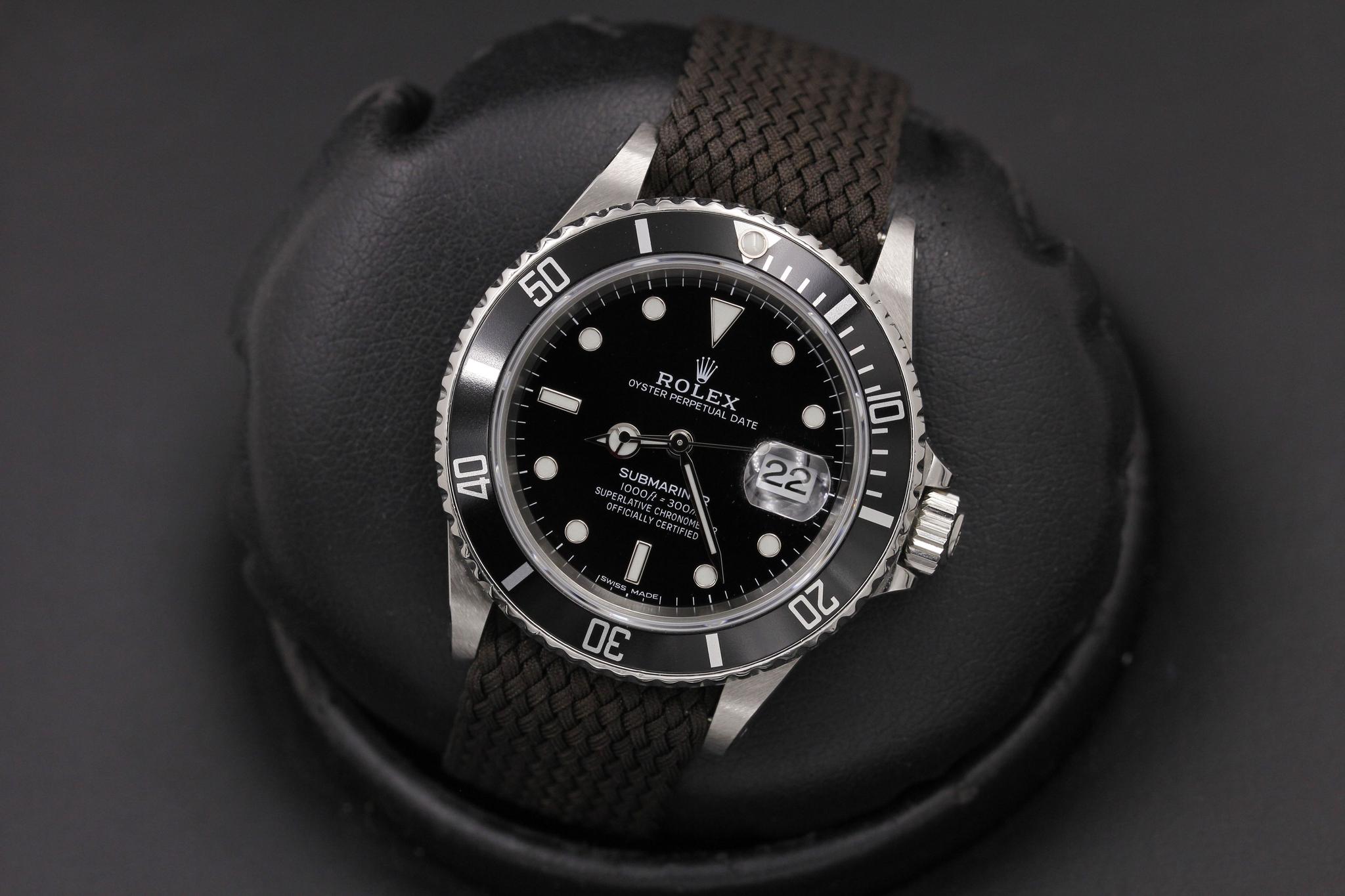 Watch Image 10